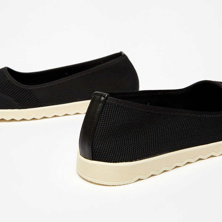 Le Confort Textured Slip-On Loafers