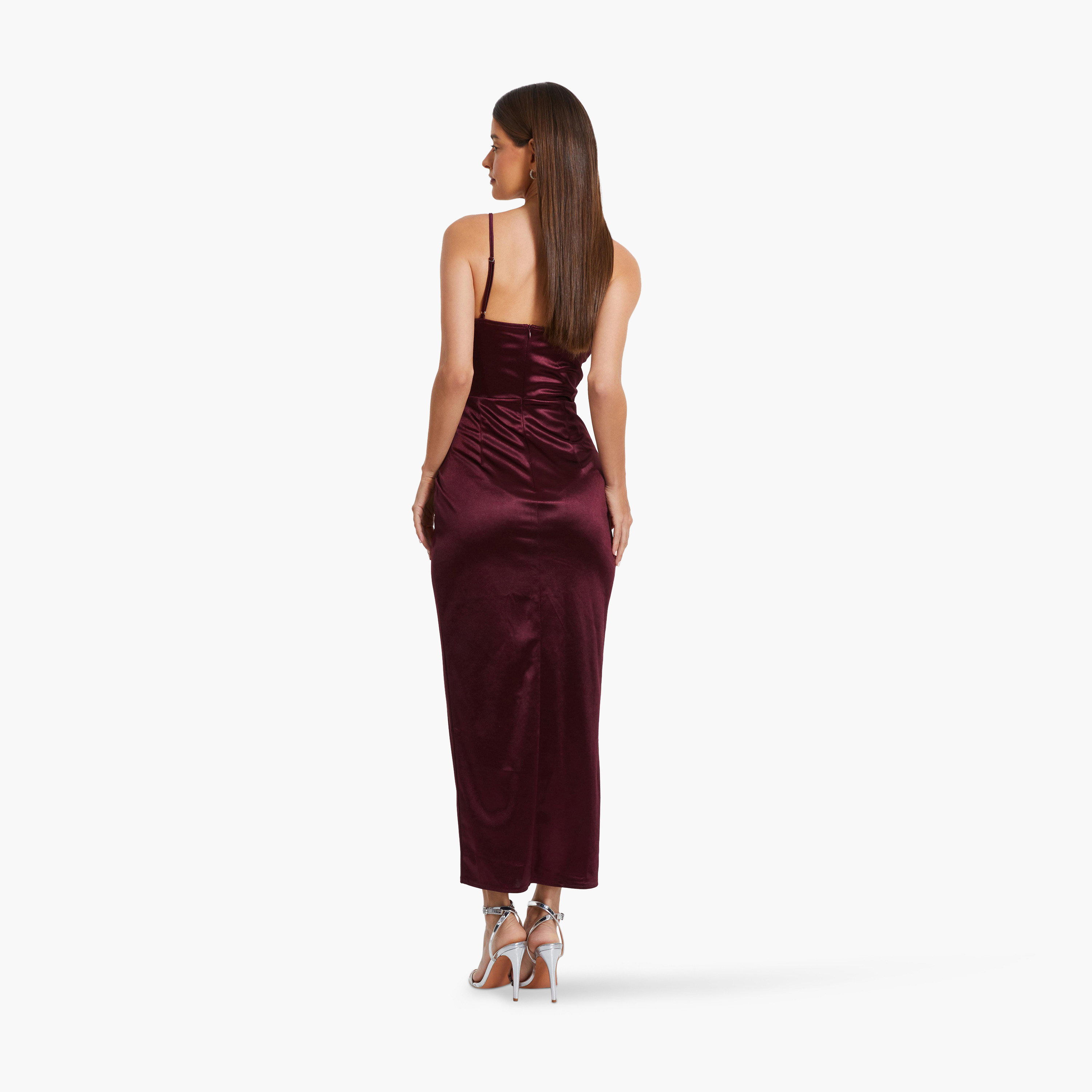 كويز- فستان سهرة ميدي بقصّة باردو من قماش الكريب باللون النبيذي مع تفاصيل مشد من الأمام-women-clothing-dresses-image-2
