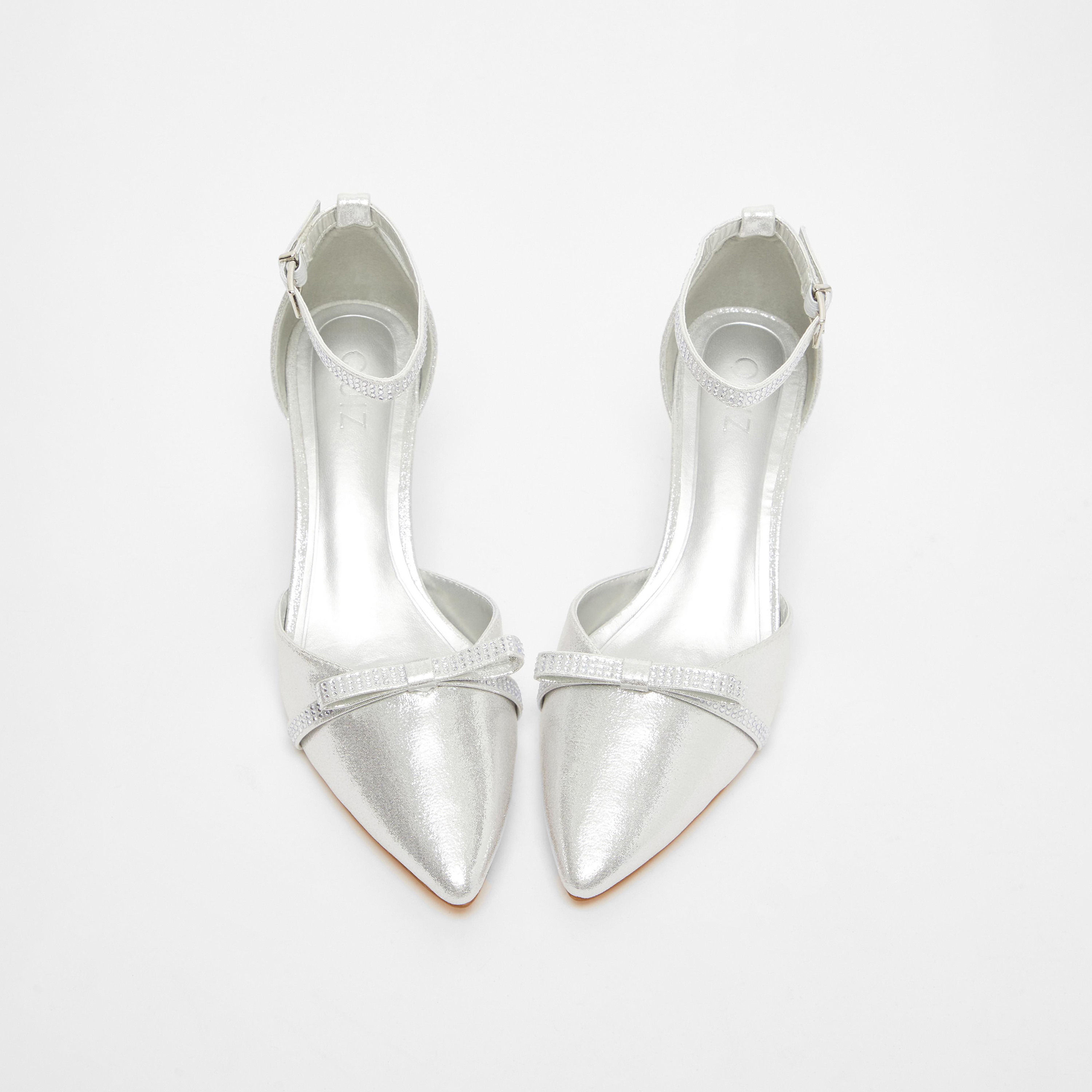 كويز- صندل نسائي بكعب صغير وحزام بإبزيم | 201052625-women-shoes-heels-image-2