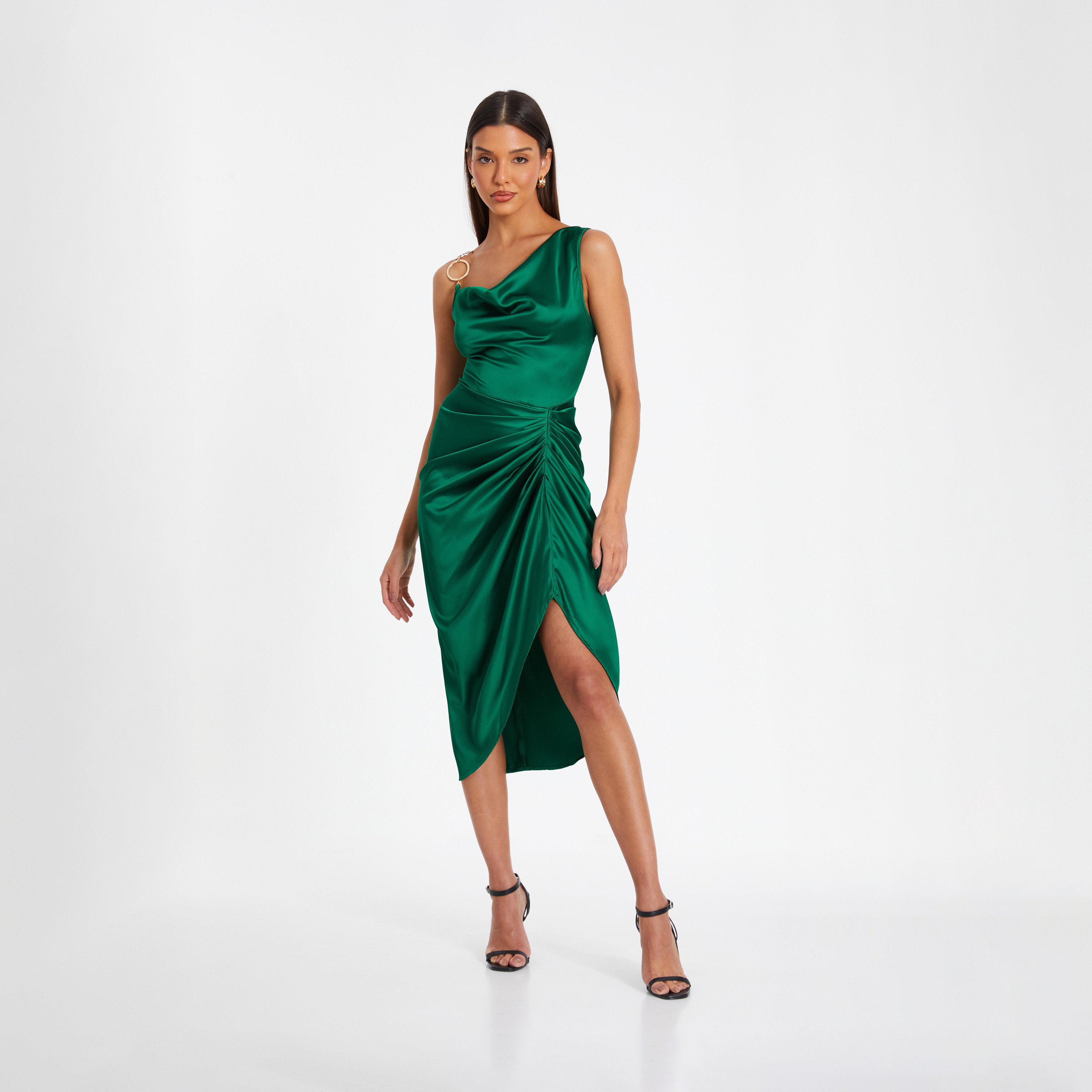 كويز- فستان سهرة ميدي أخضر زمردي من الساتان مع كشكش من الأمام-women-clothing-dresses-image-1