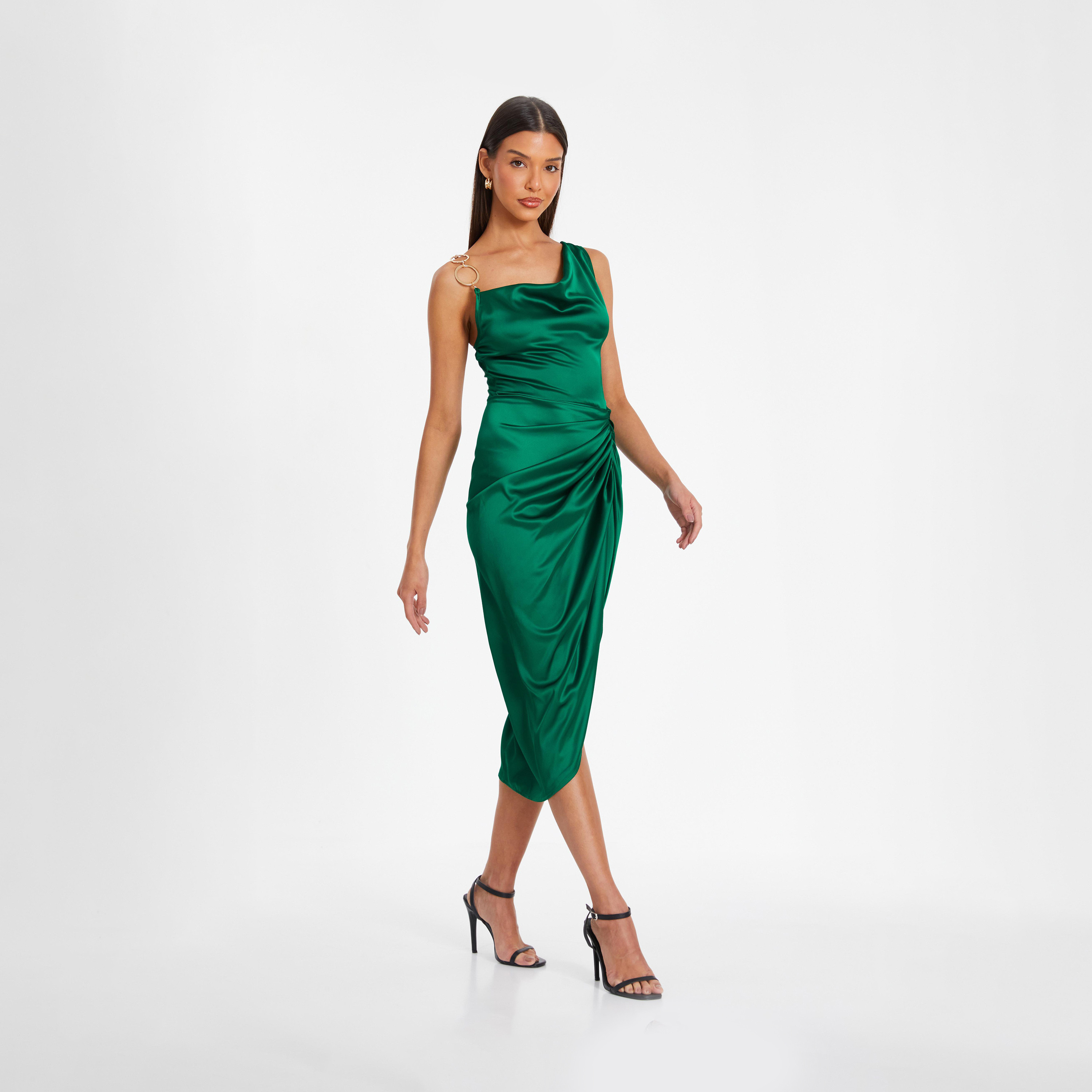 كويز- فستان سهرة ميدي أخضر زمردي من الساتان مع كشكش من الأمام-women-clothing-dresses-image-3