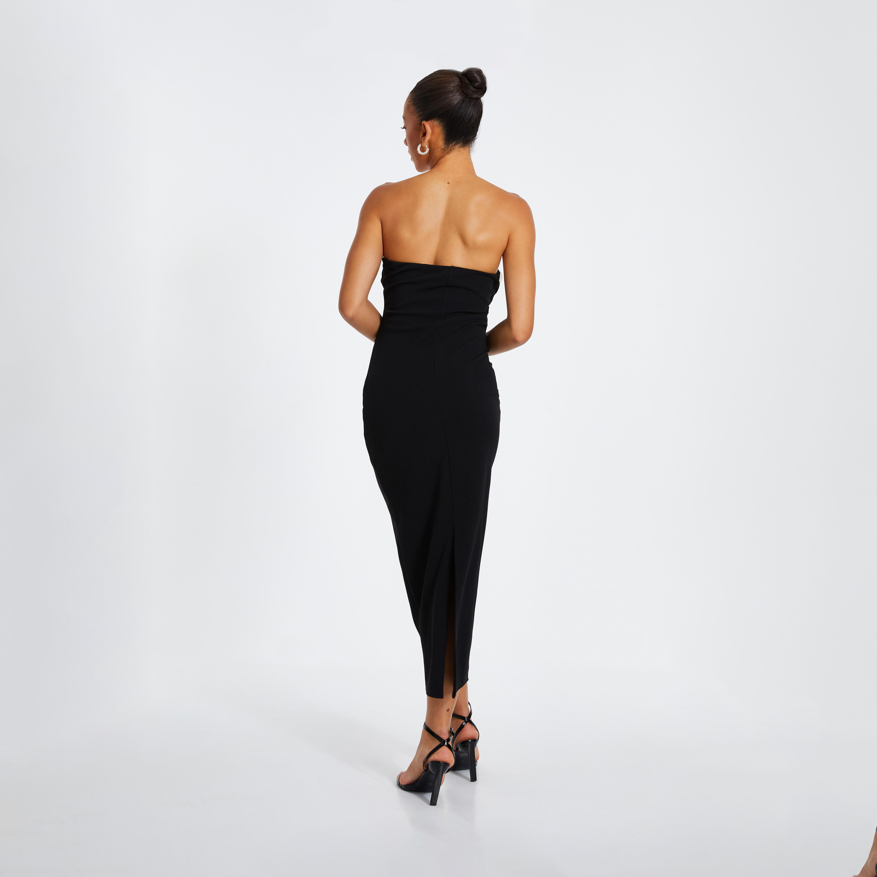 كويز- فستان سهرة ميدي أسود بكتف مكشوف من الكريب الأسود مع أزهار-women-clothing-dresses-image-2
