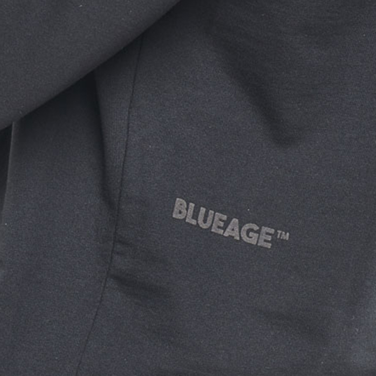 BlueAge Men Solid Kangaroo Pocket Hooded Sweatshirt-men-winterwear-hoodiesandsweatshirts-image-4