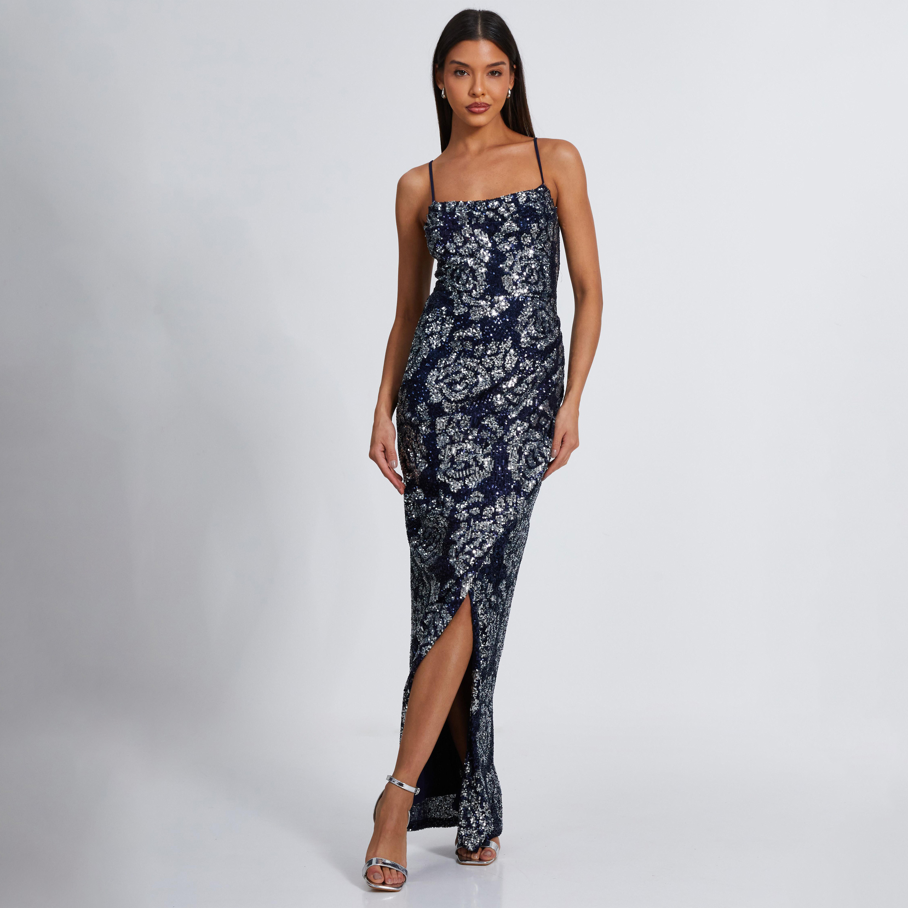 كويز-  فستان ماكسي بقماش سكوبا من الترتر برقبة منخفضة-women-clothing-dresses-image-1
