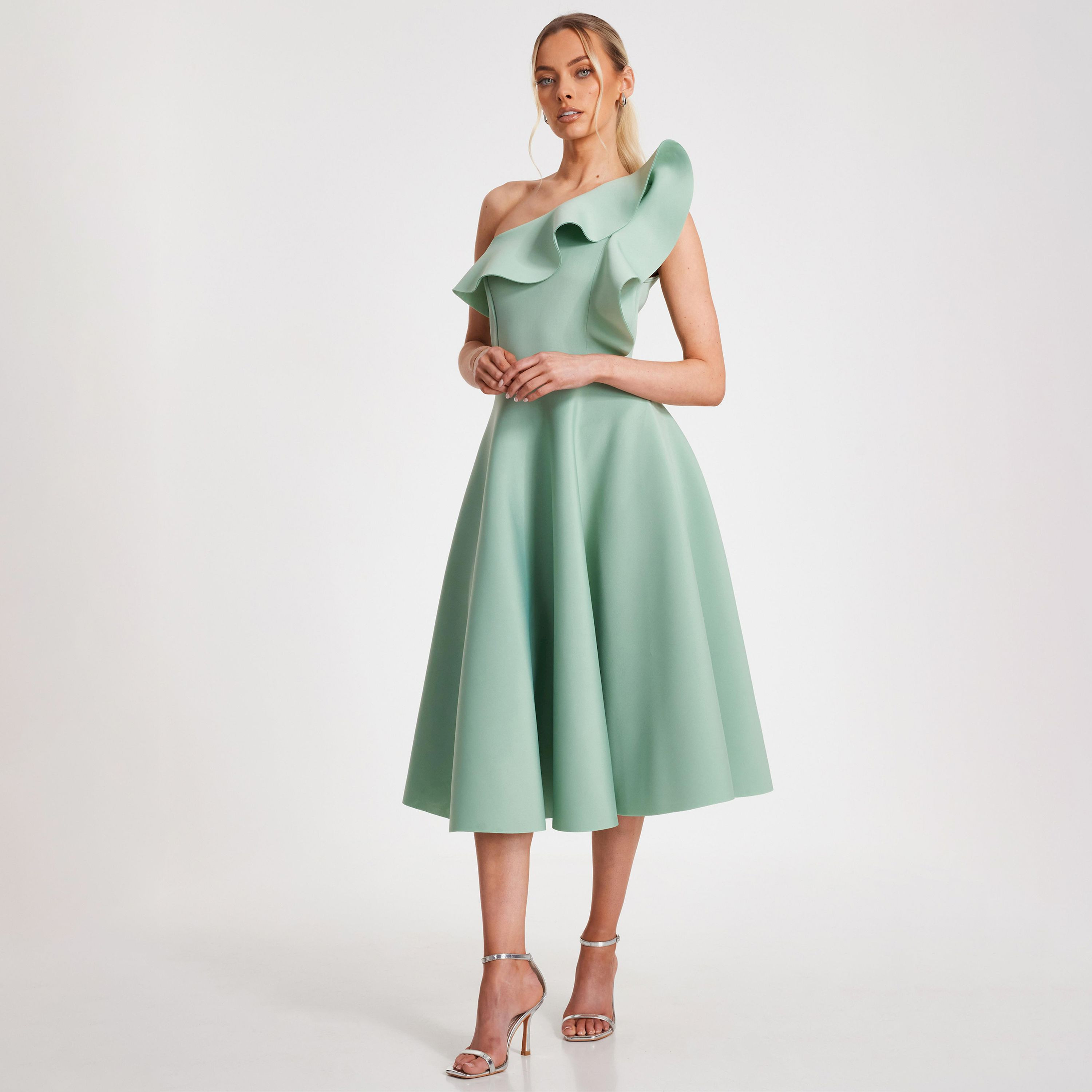 كويز-  فستان سكيتر بكتف واحد وبتفاصيل كشكشة لون رمادي الفاتح-women-clothing-dresses-image-2