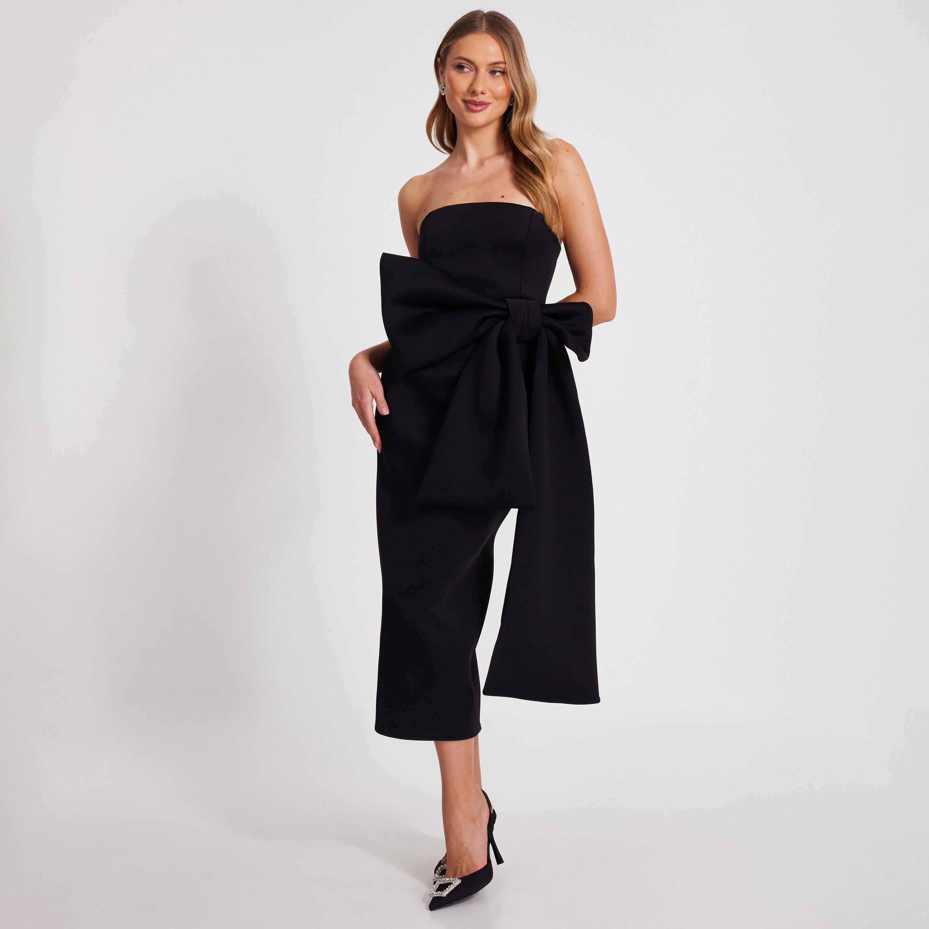 كويز-  فستان ميداكسي أسود بدون حمالات ومزين بفيونكة-women-clothing-dresses-image-2