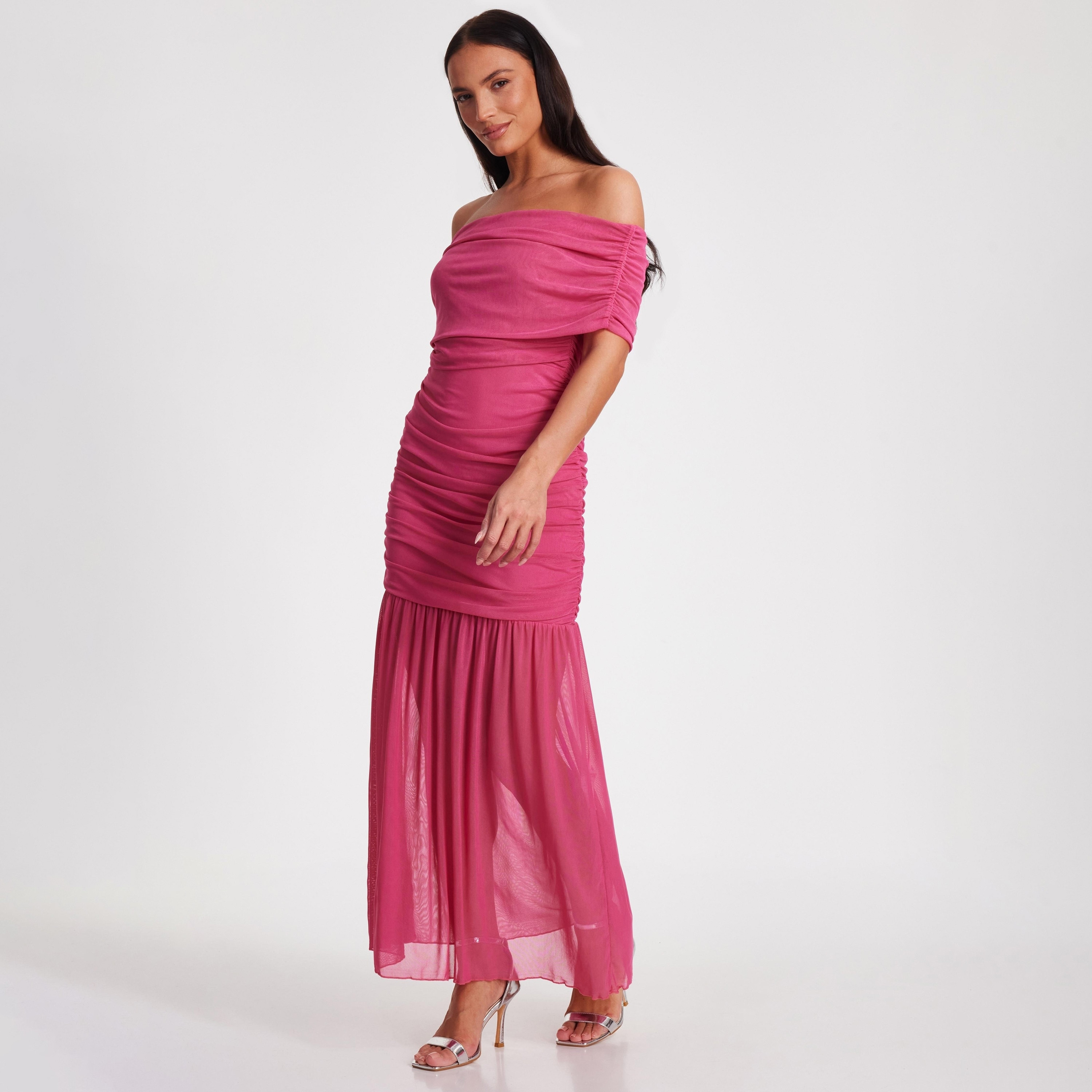فستان ميداكسي نسائي وردي فاتح مكشوف الكتفين من كويز-women-clothing-dresses-image-2