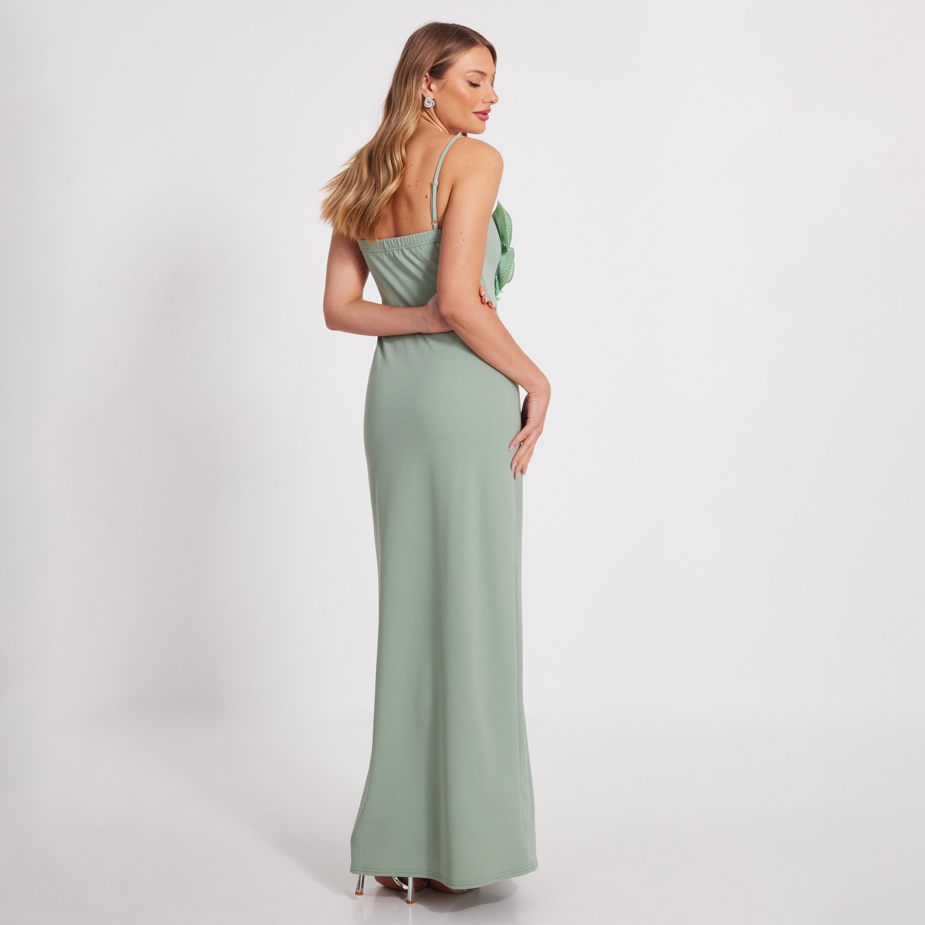 كويز-  فستان ماكسي من قماش الكريب الرمادي الفاتح بتفاصيل تطريز ثلاثي الأبعاد-women-clothing-dresses-image-3