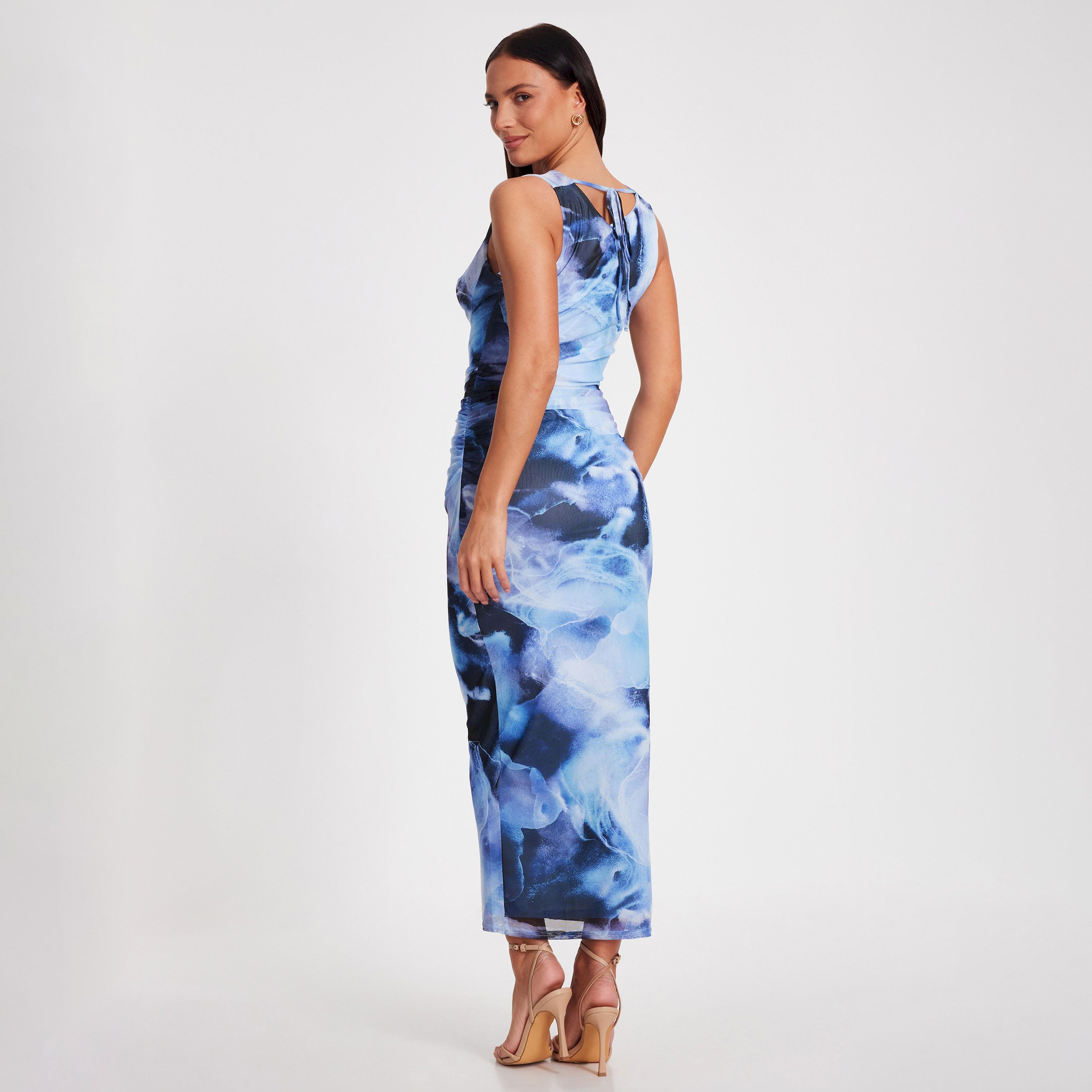 كويز-  فستان بطول متوسط (ميداكسي) من قماش مطبوع أزرق ياقة متدلية-women-clothing-dresses-image-3