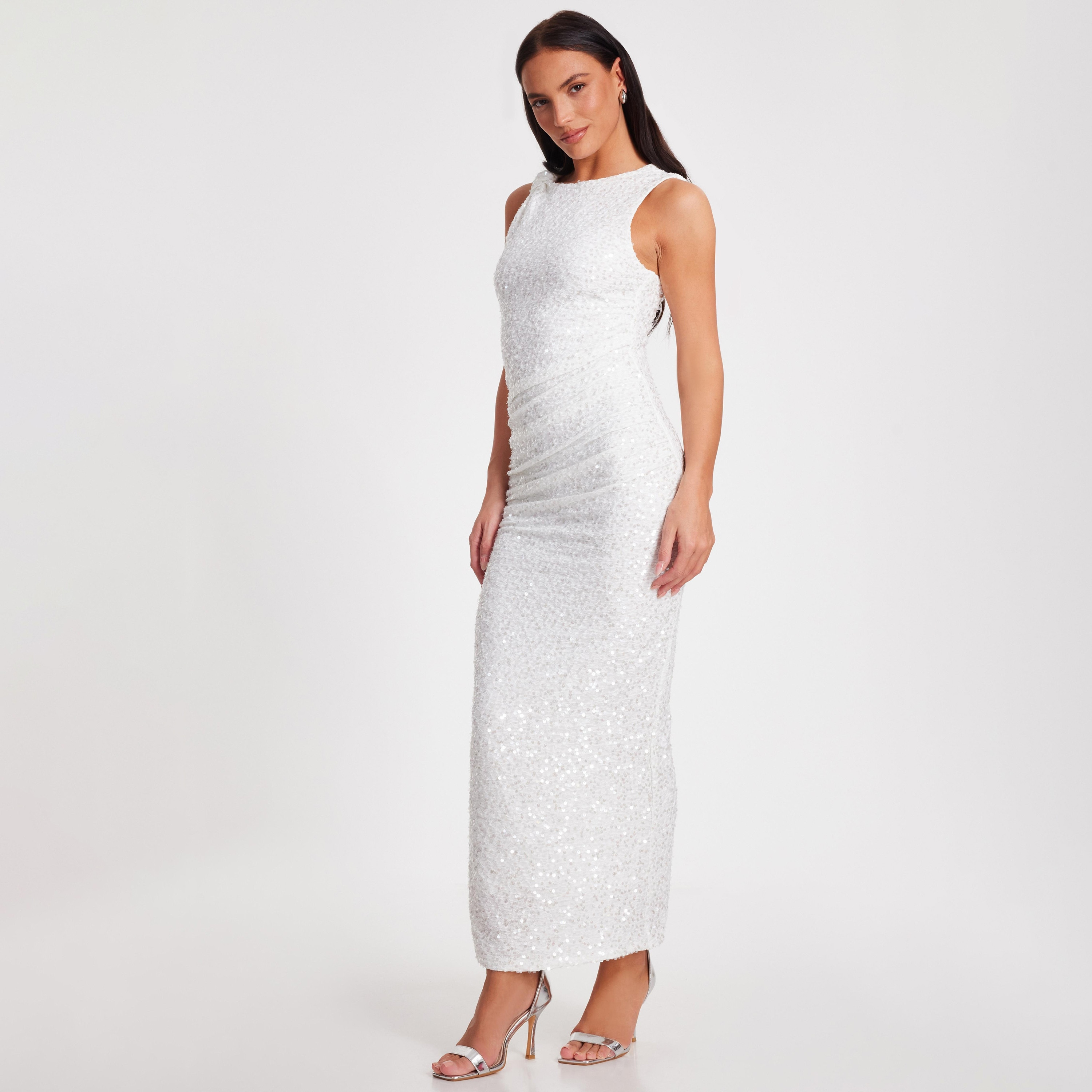 فستان ماكسي سهرة أبيض ضيق مزين بالترتر وعقدة على الكتف للنساء من كويز-women-clothing-dresses-image-2