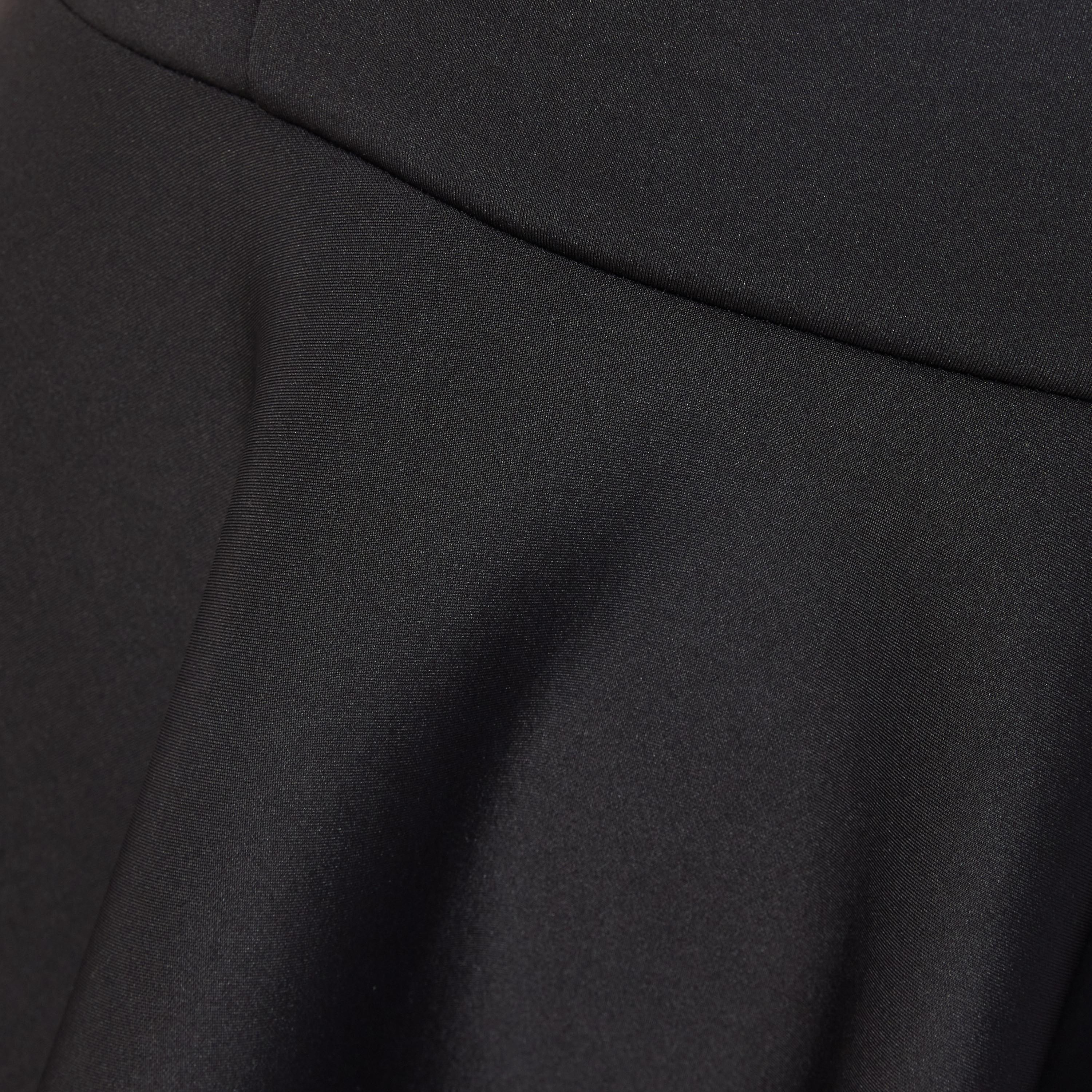 فستان متوسط الطول أسود اللون للنساء من قماش الكريب سكوبا بياقة باردو ومقاس كبير من كويز-women-clothing-dresses-image-4