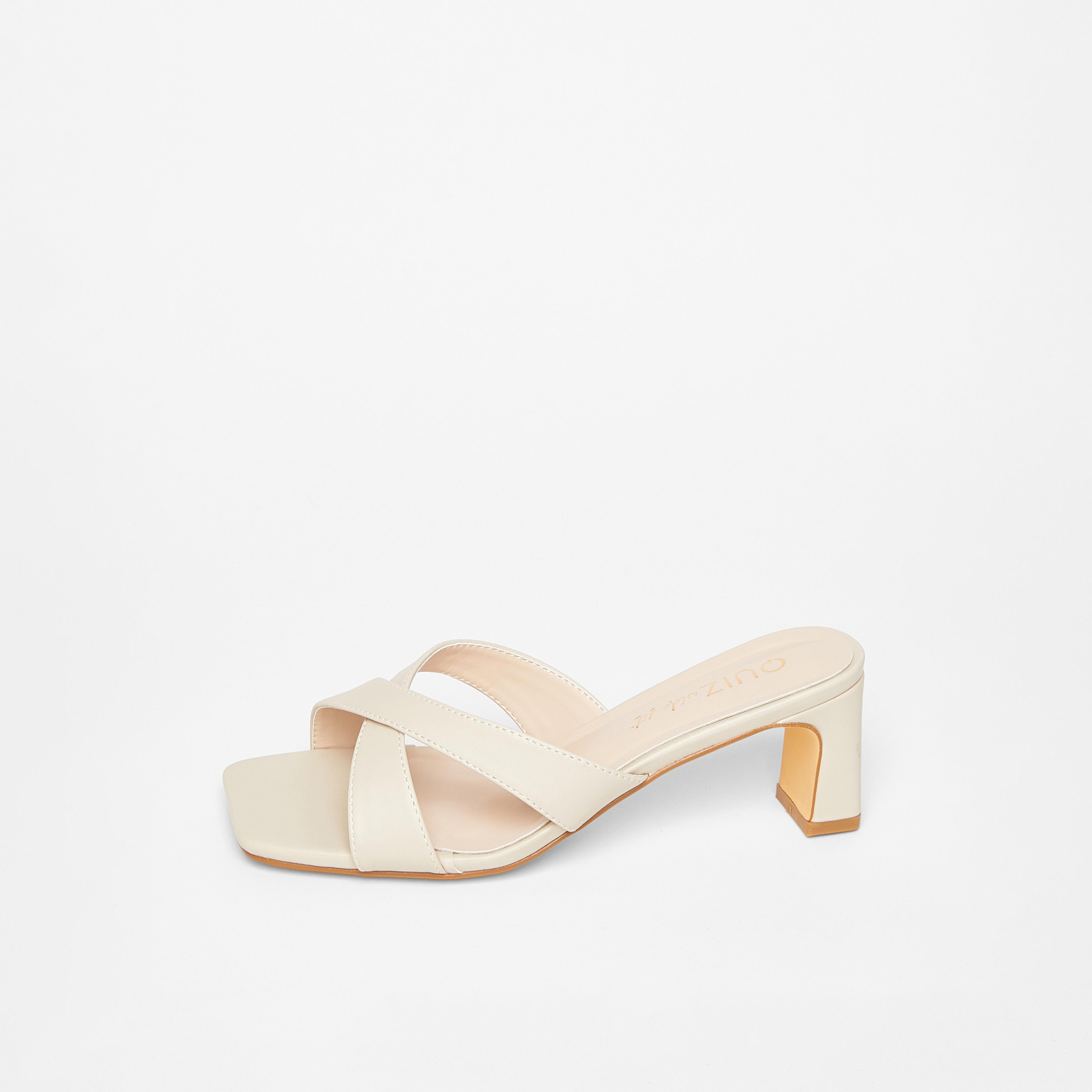 صندل بكعب متوسط مع تصميم متقاطع من الأمام من كويز (مقاس عريض) | 201938354-women-shoes-sandals-heeled-image-5