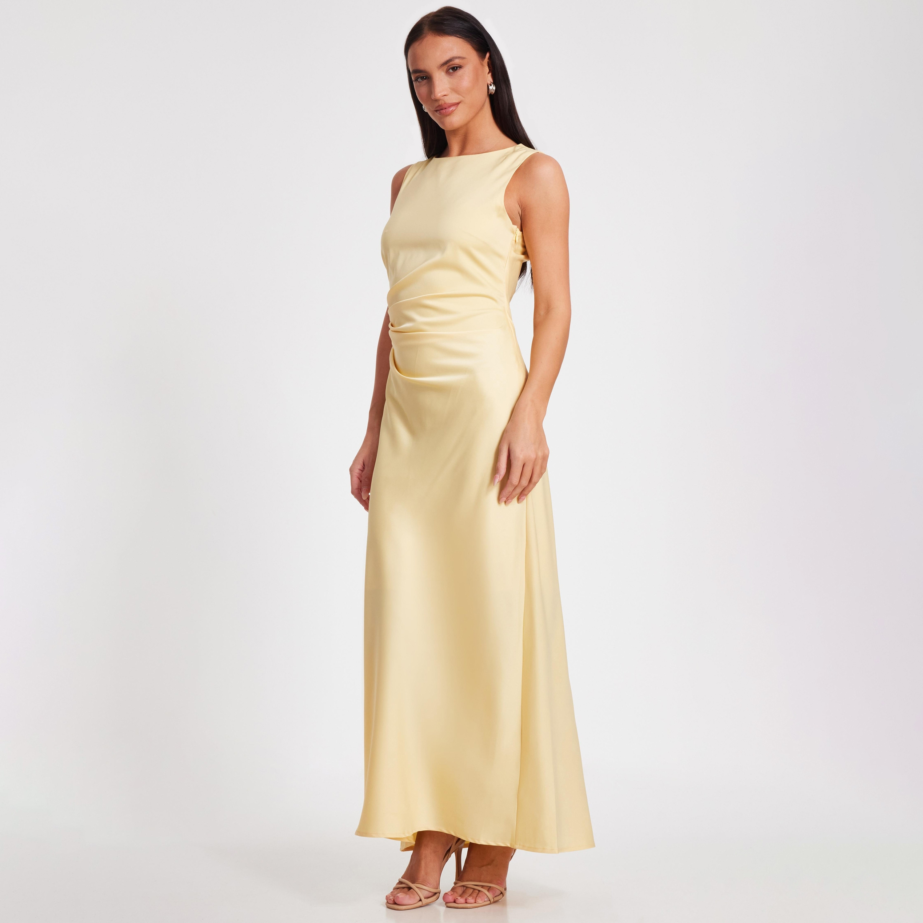 فستان ماكسي نسائي أصفر اللون من الساتان المكشكش من كويز-women-clothing-dresses-image-2