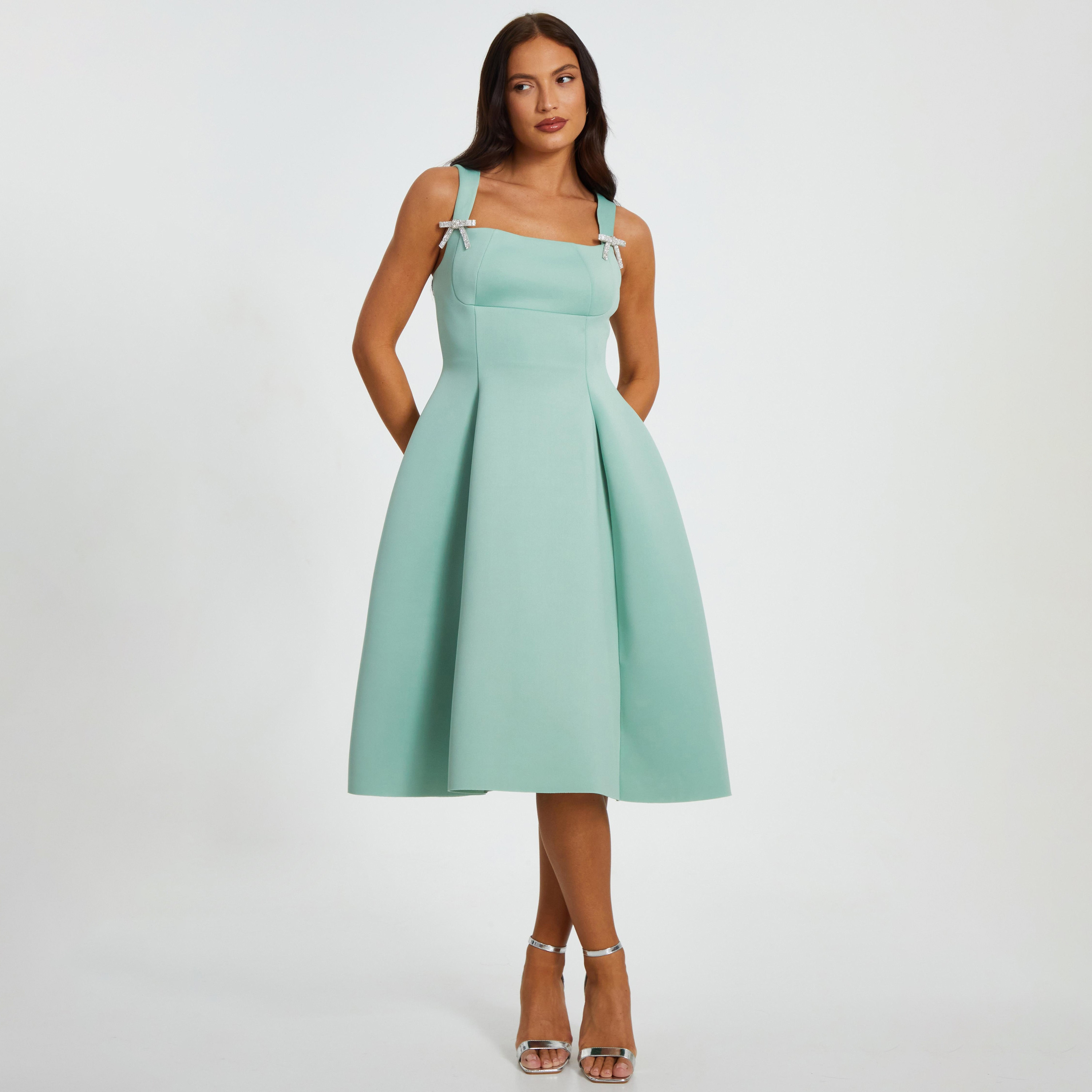 فستان نسائي متوسط الطول مصنوع من قماش الكريب سكوبا بياقة مربعة من كويز-women-clothing-dresses-image-7
