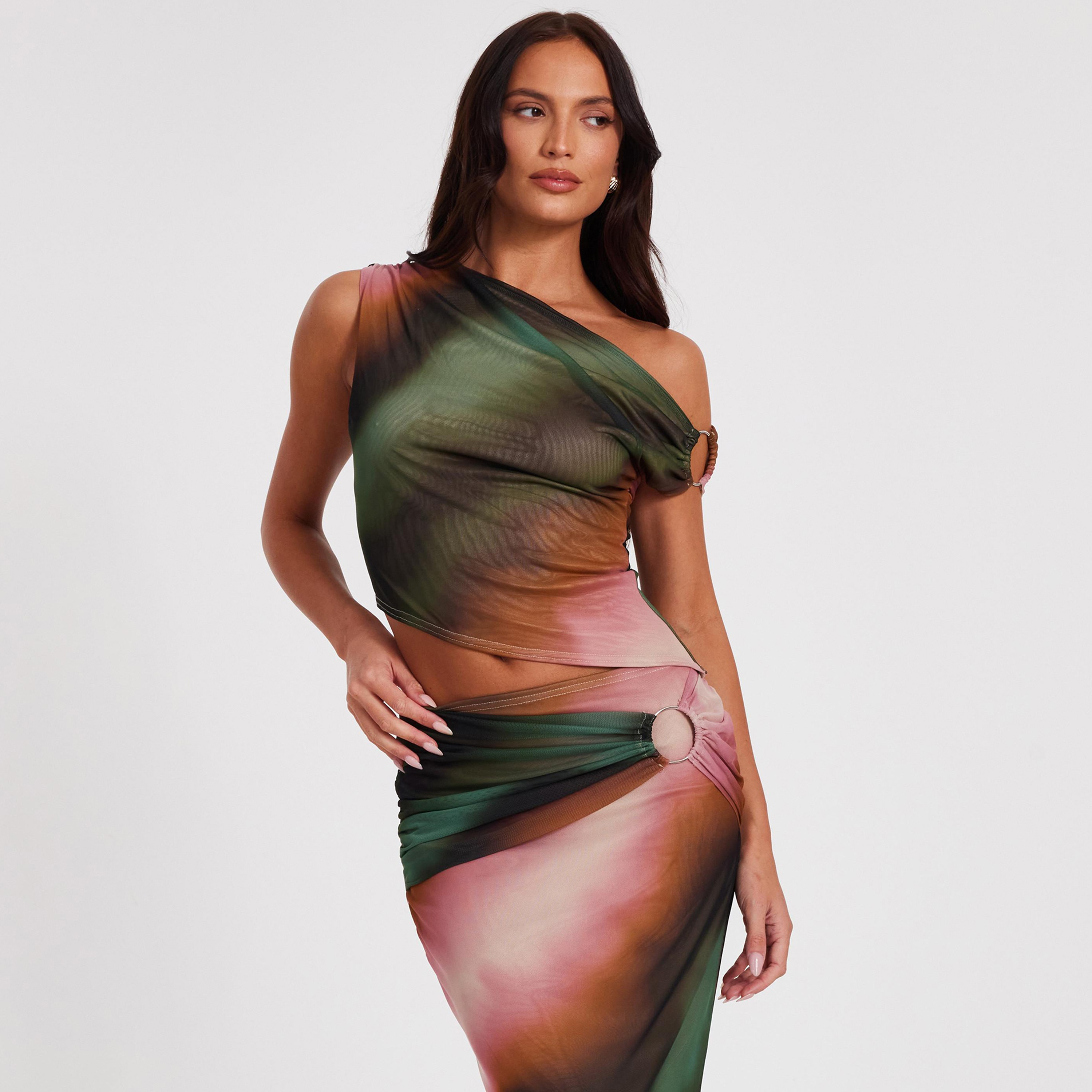 بلوزة نسائية ذات كتف واحد وربطة عنق خضراء من Quiz-women-clothing-shirtsandblouses-blouses-image-1