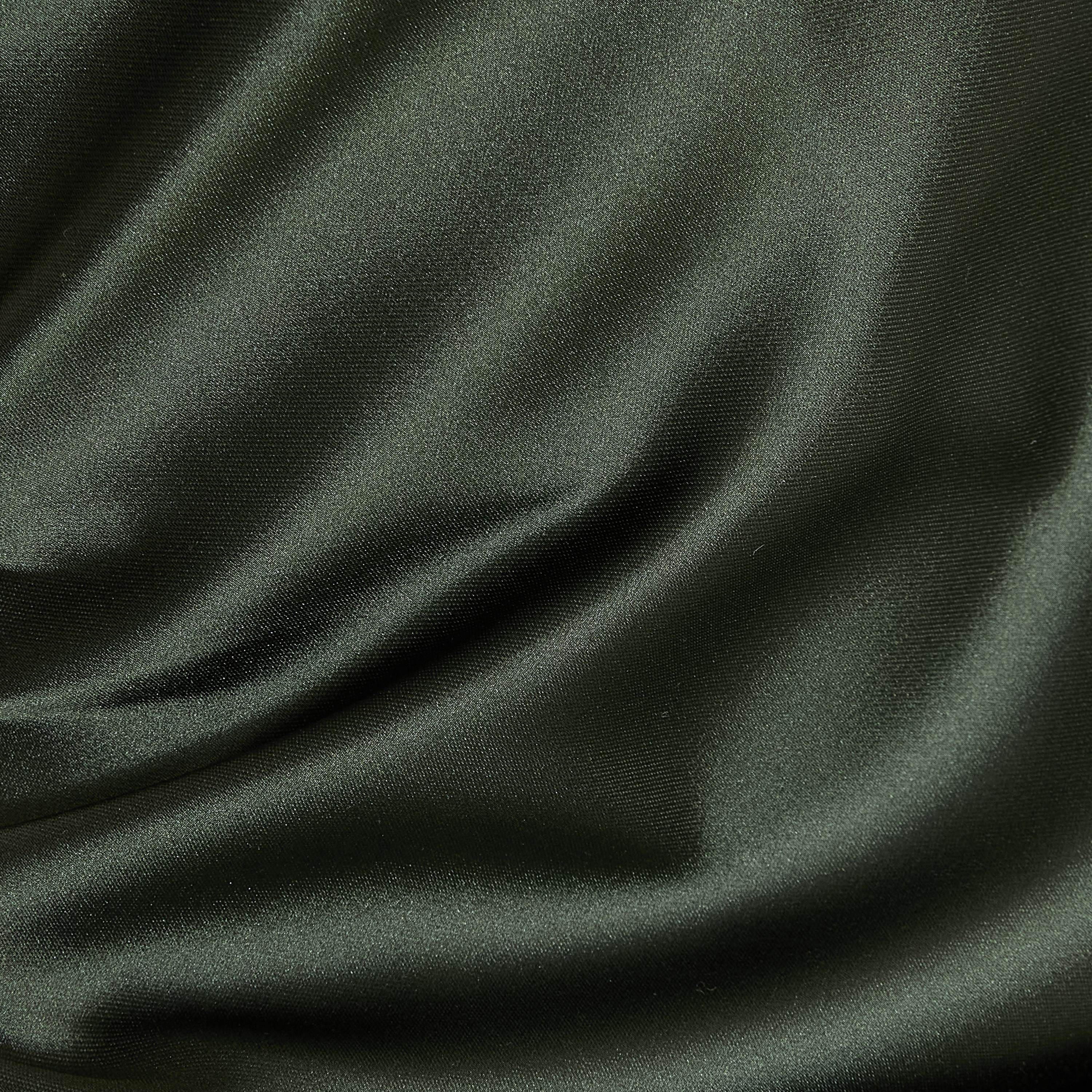 فستان سهرة ميدي نسائي بلون أخضر بياقة مستديرة وكشكشة من الساتان من كويز-women-clothing-dresses-image-4