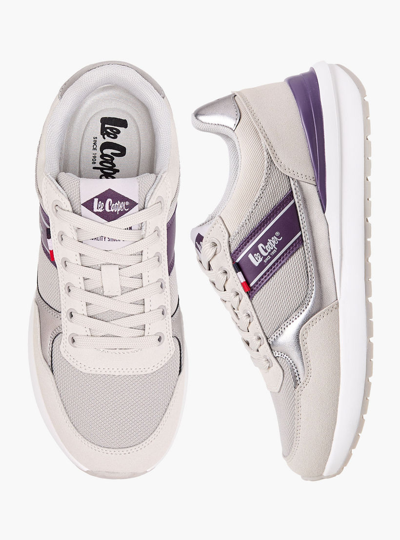 حذاء سنيكرز برباط إغلاق وطبعات شعار للنساء من لي كوبر-women-shoes-sneakers-image-1