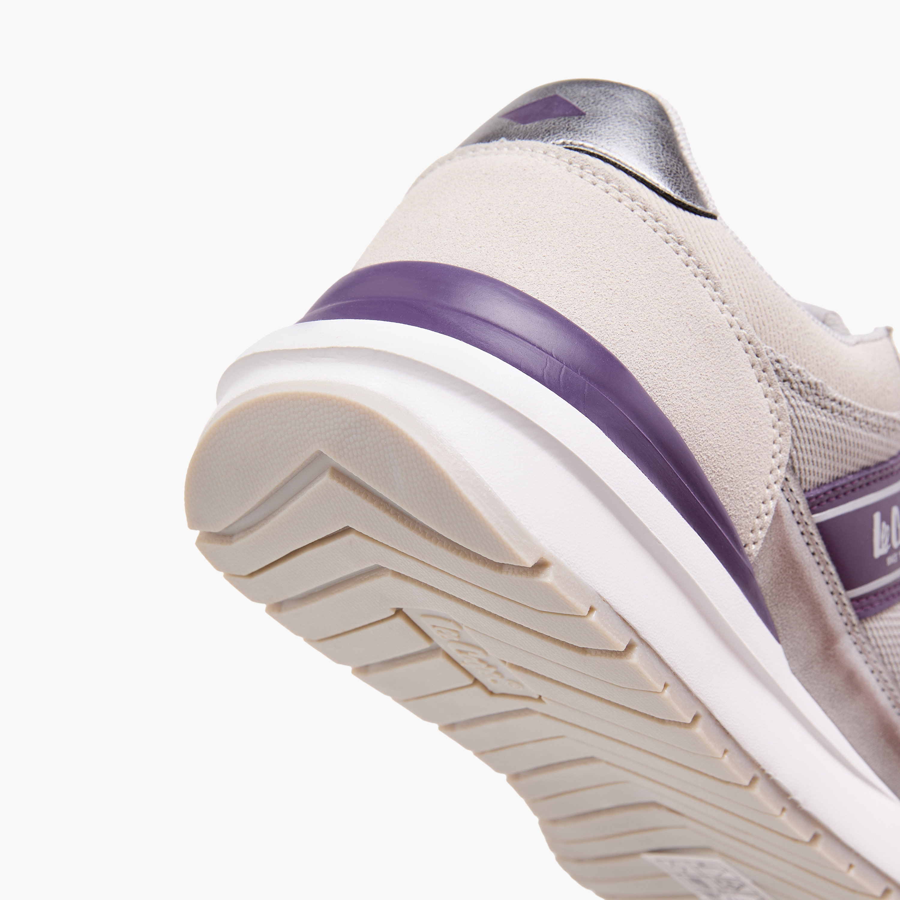 حذاء سنيكرز برباط إغلاق وطبعات شعار للنساء من لي كوبر-women-shoes-sneakers-image-6