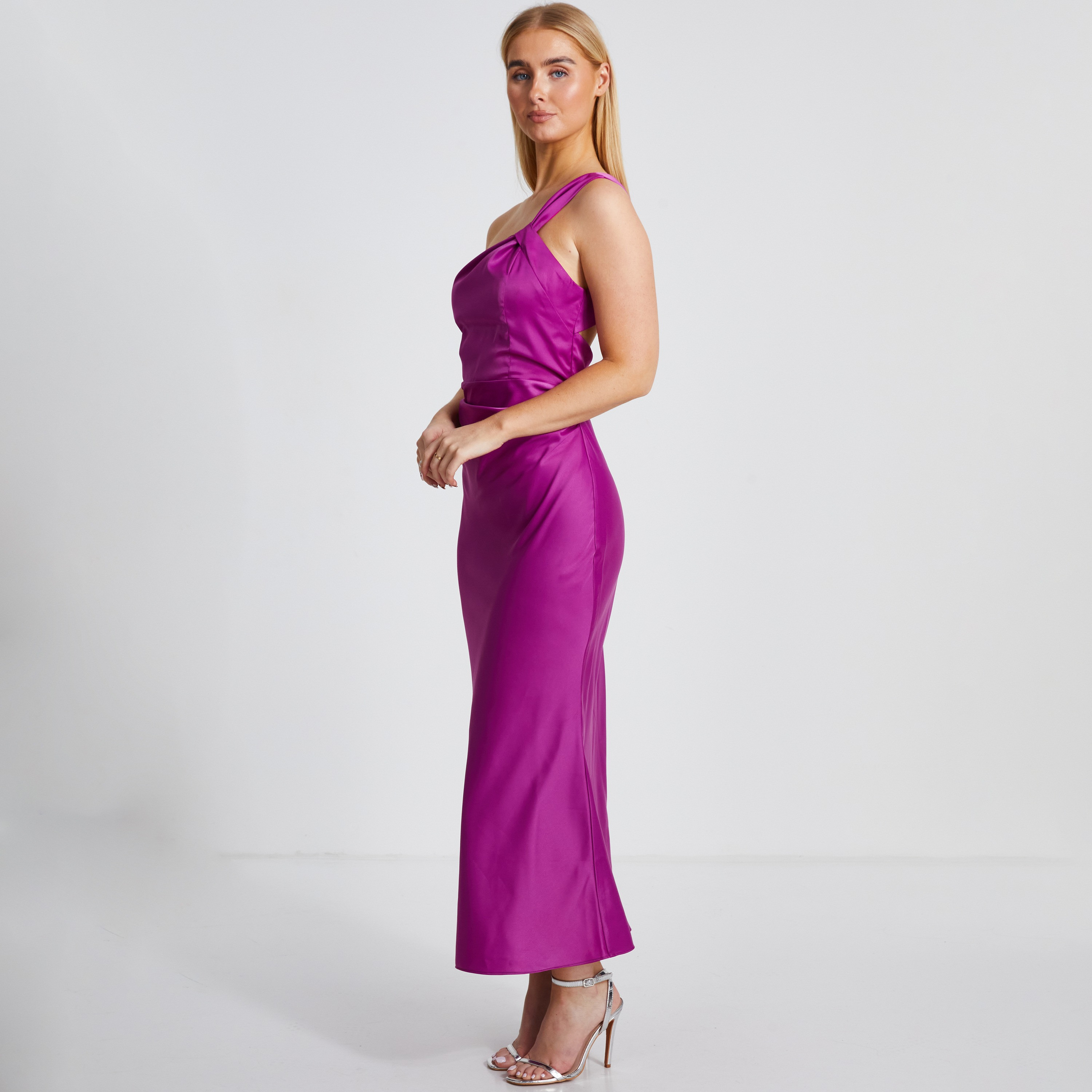 فستان ماكسي وردي بكتف واحد للنساء من كويز-women-clothing-dresses-image-2