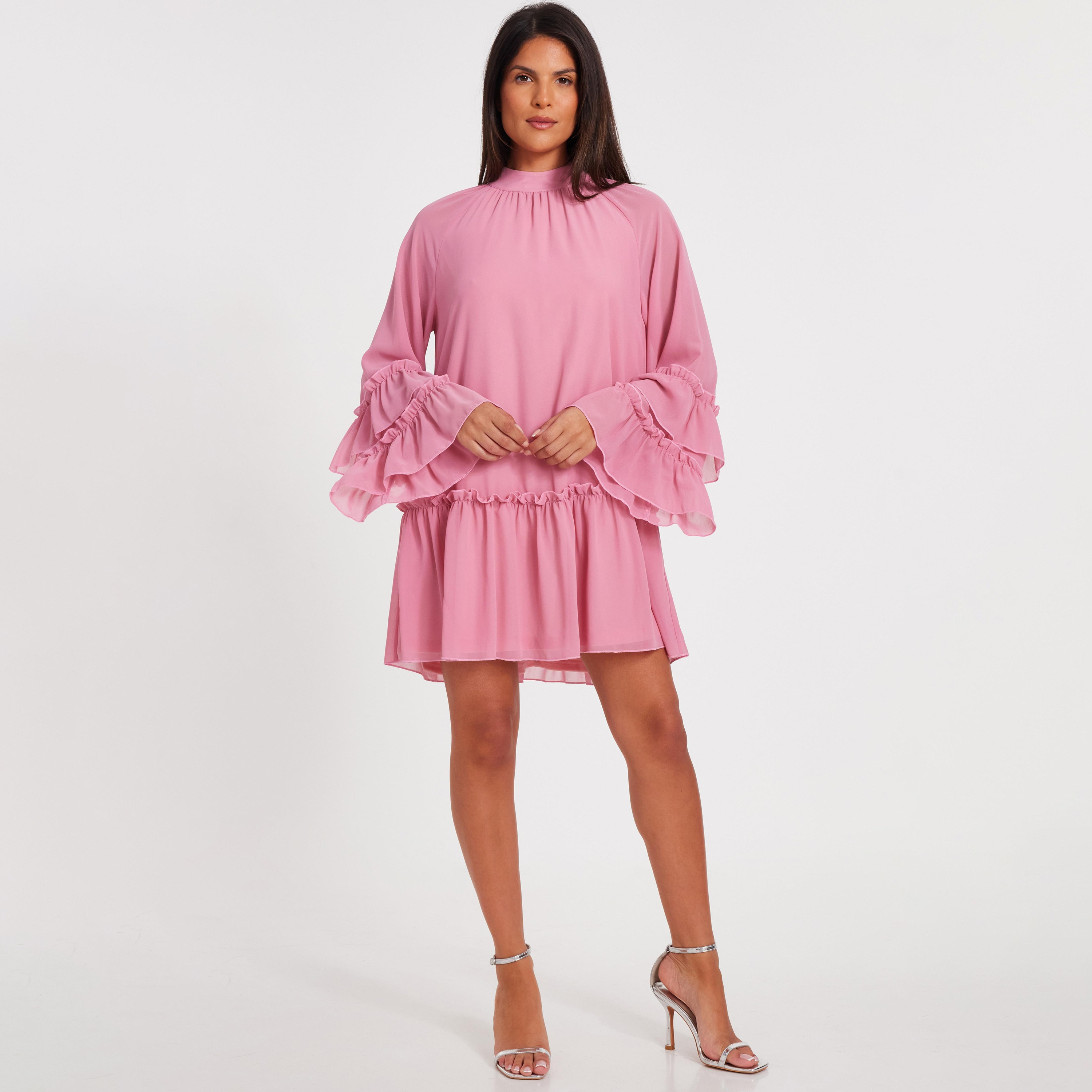 فستان شيفون قصير بأكمام جرس ورقبة دائرية للنساء - وردي فاتح من كويز-women-clothing-dresses-image-1