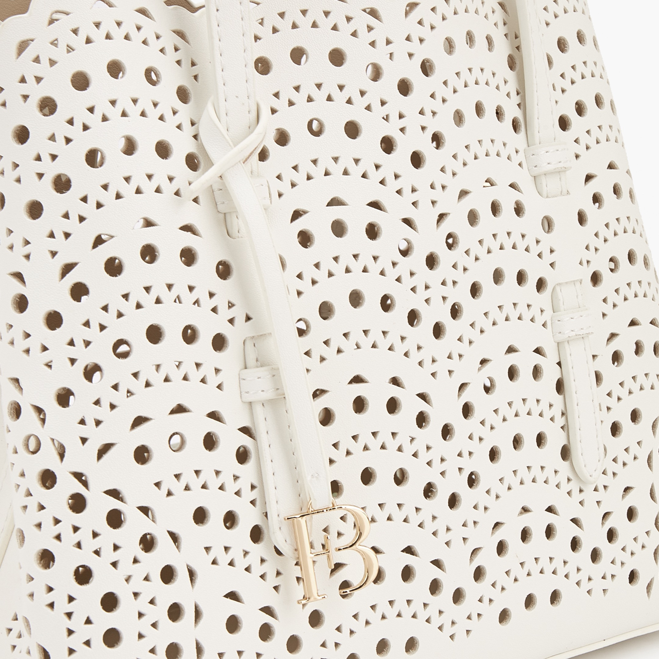 طقم شنطة توتي مفرّغة مع شنطة صغيرة من فلورا بيلا-women-bagsandwallets-handbags-image-10