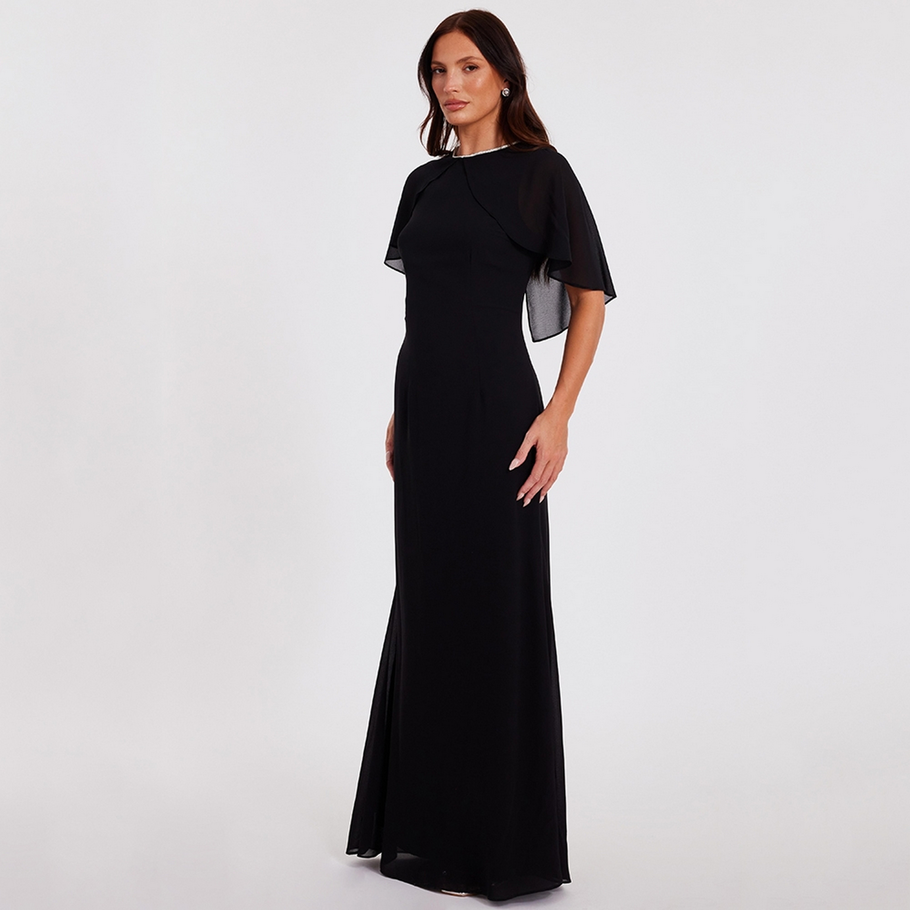 فستان ماكسي نسائي أسود بأكمام كاب من الشيفون من كويز.-women-clothing-dresses-image-2
