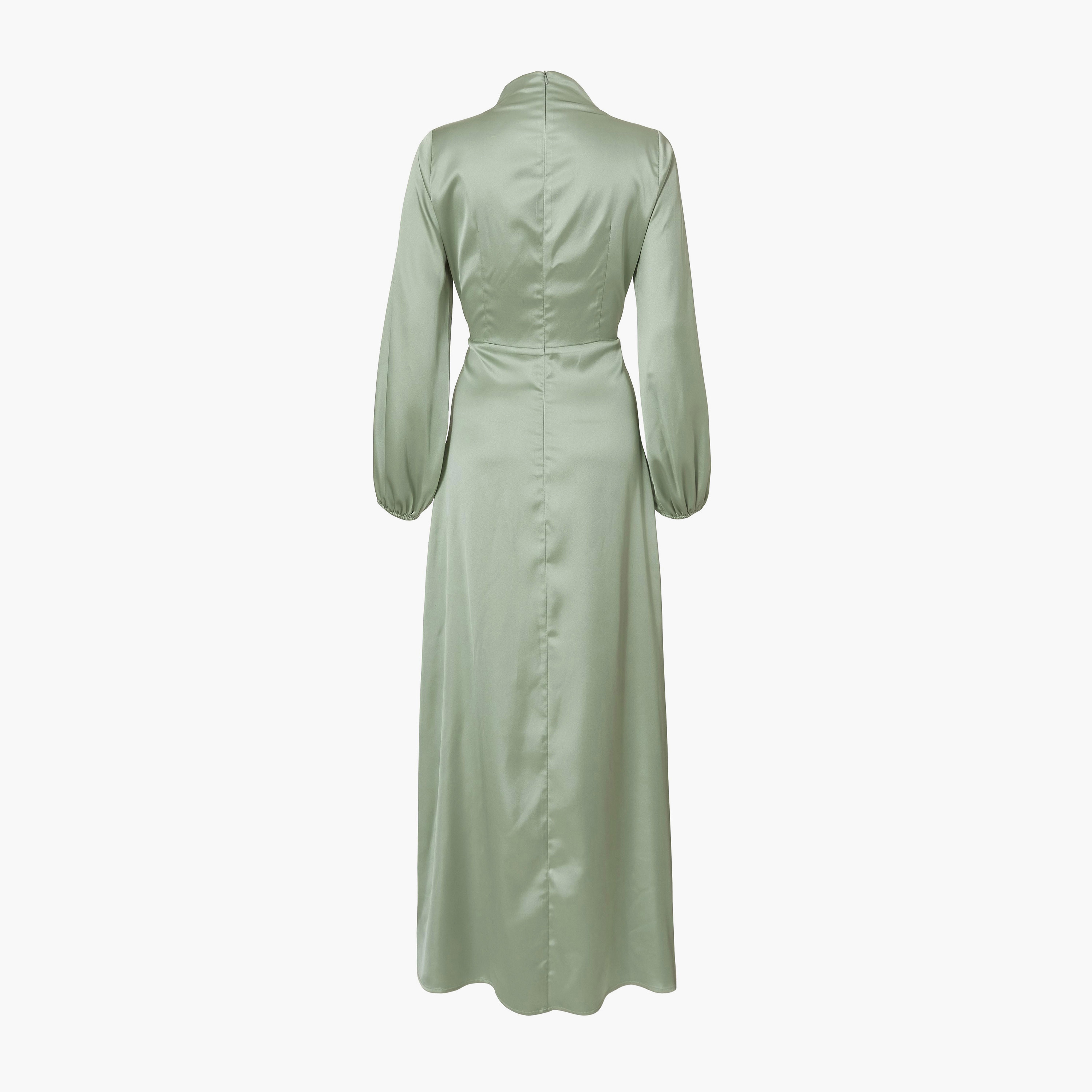 فستان سهرة ماكسي نسائي أخضر برقبة عالية وأكمام بالون من الساتان وقصة عمودية  من كويز.-women-clothing-dresses-image-6