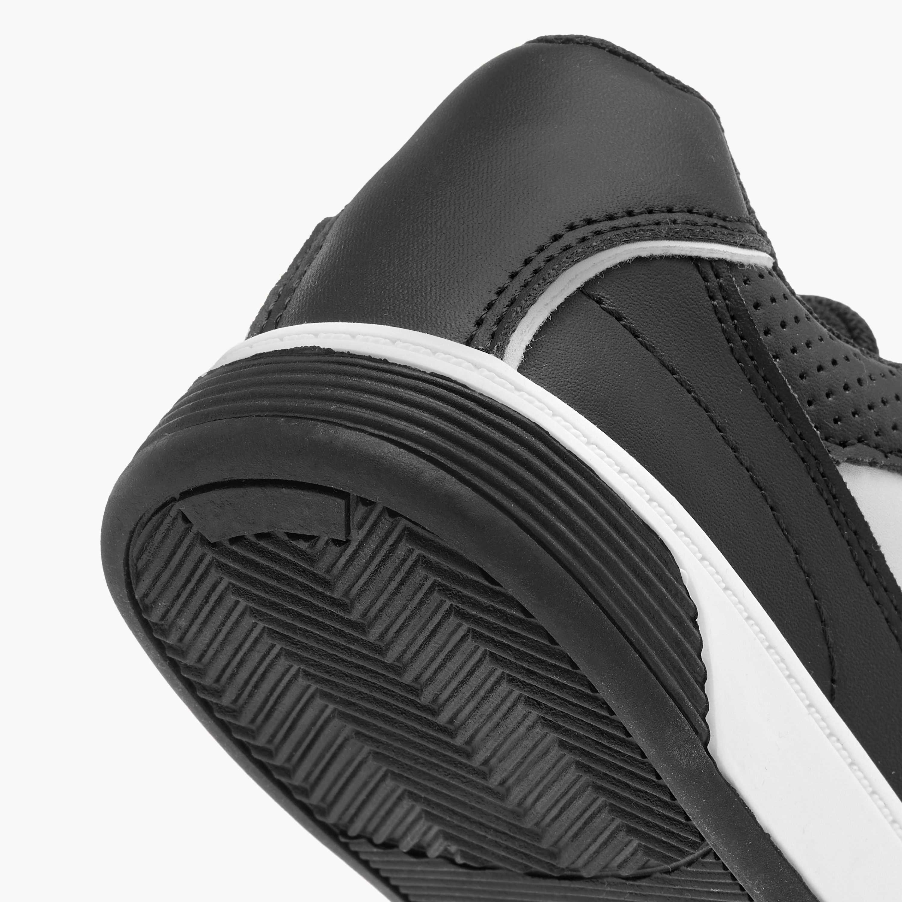 Juniors Panelled Sneakers with Hook and Loop Closure-boys-shoes-sneakers-image-5