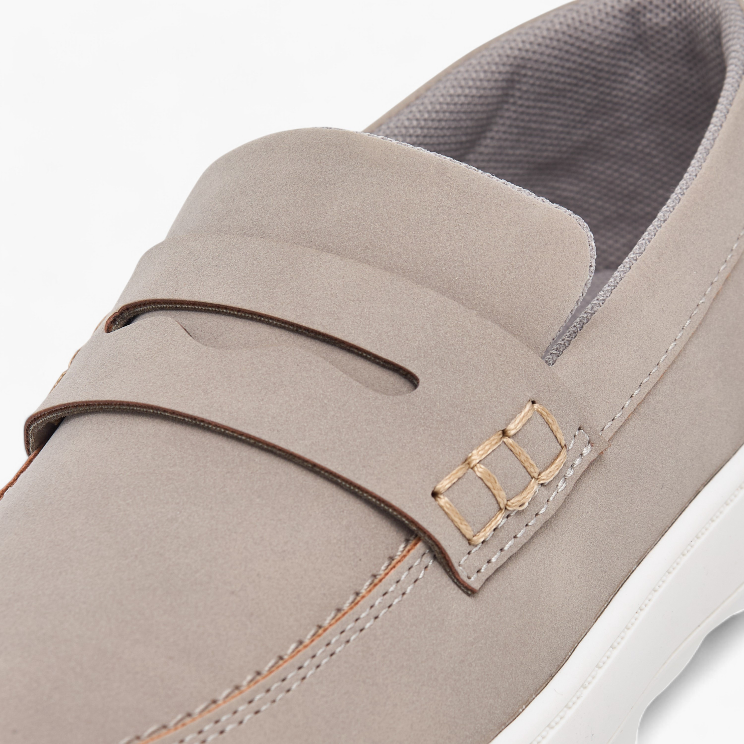 Mister Duchini Solid Slip-On Loafers with Cutout Detail-boys-shoes-loafers-image-4