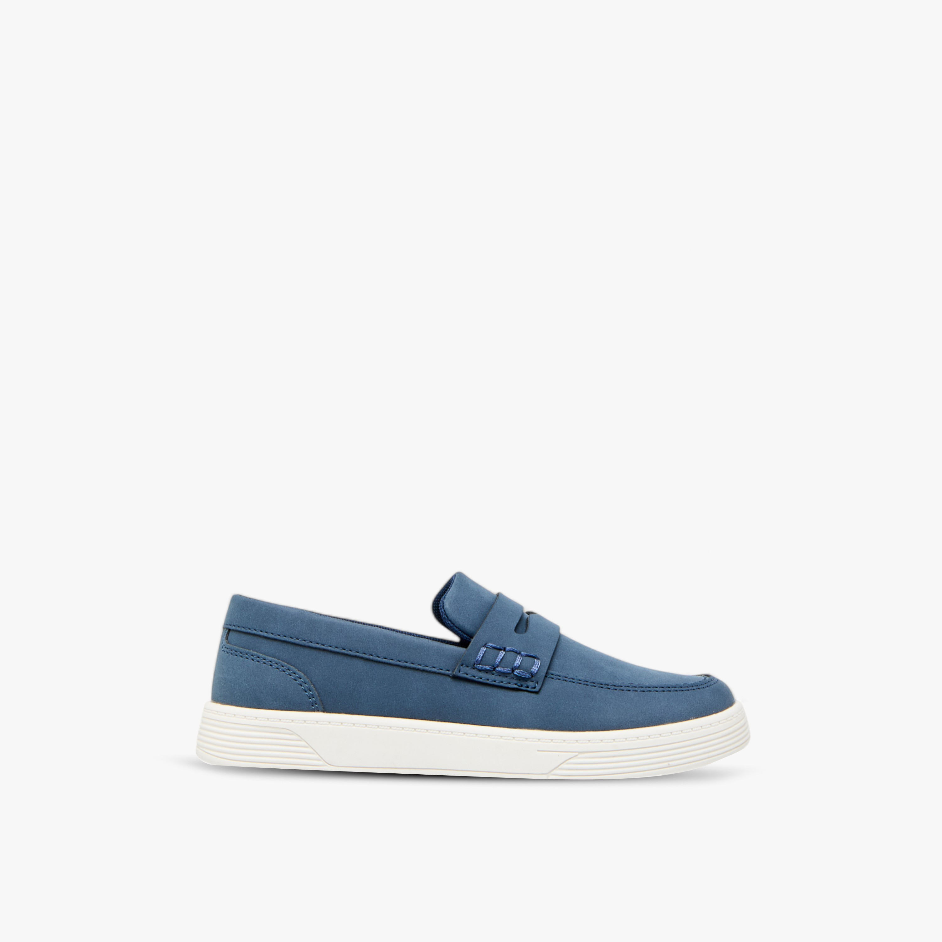 Mister Duchini Solid Slip-On Loafers with Cutout Detail-boys-shoes-loafers-image-4