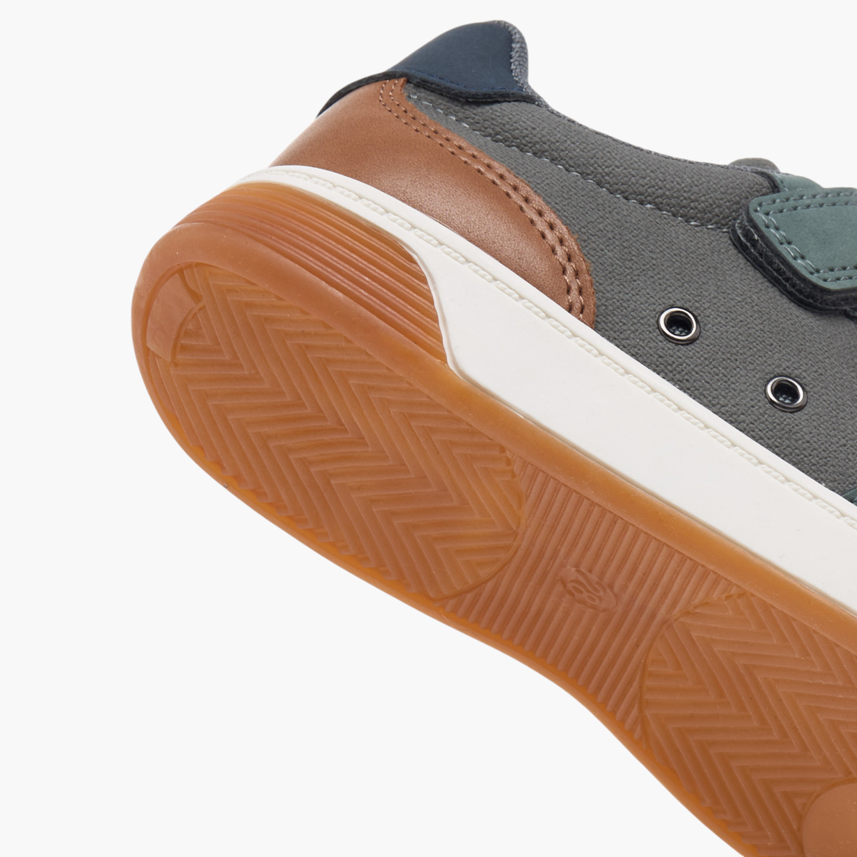 Juniors Colourblock Sneakers with Hook and Loop Closure-boys-shoes-sneakers-image-5
