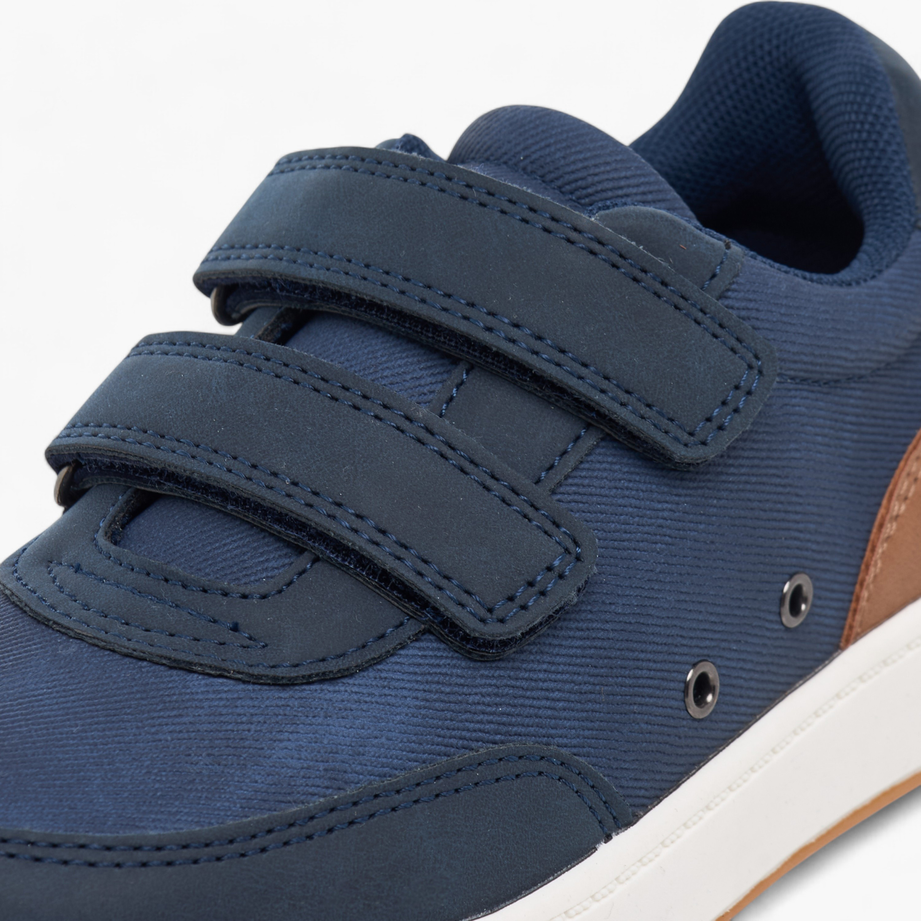 حذاء سنيكرز قوالب ملونة بشريط إغلاق لاصق من جونيورز-boys-shoes-sneakers-image-4