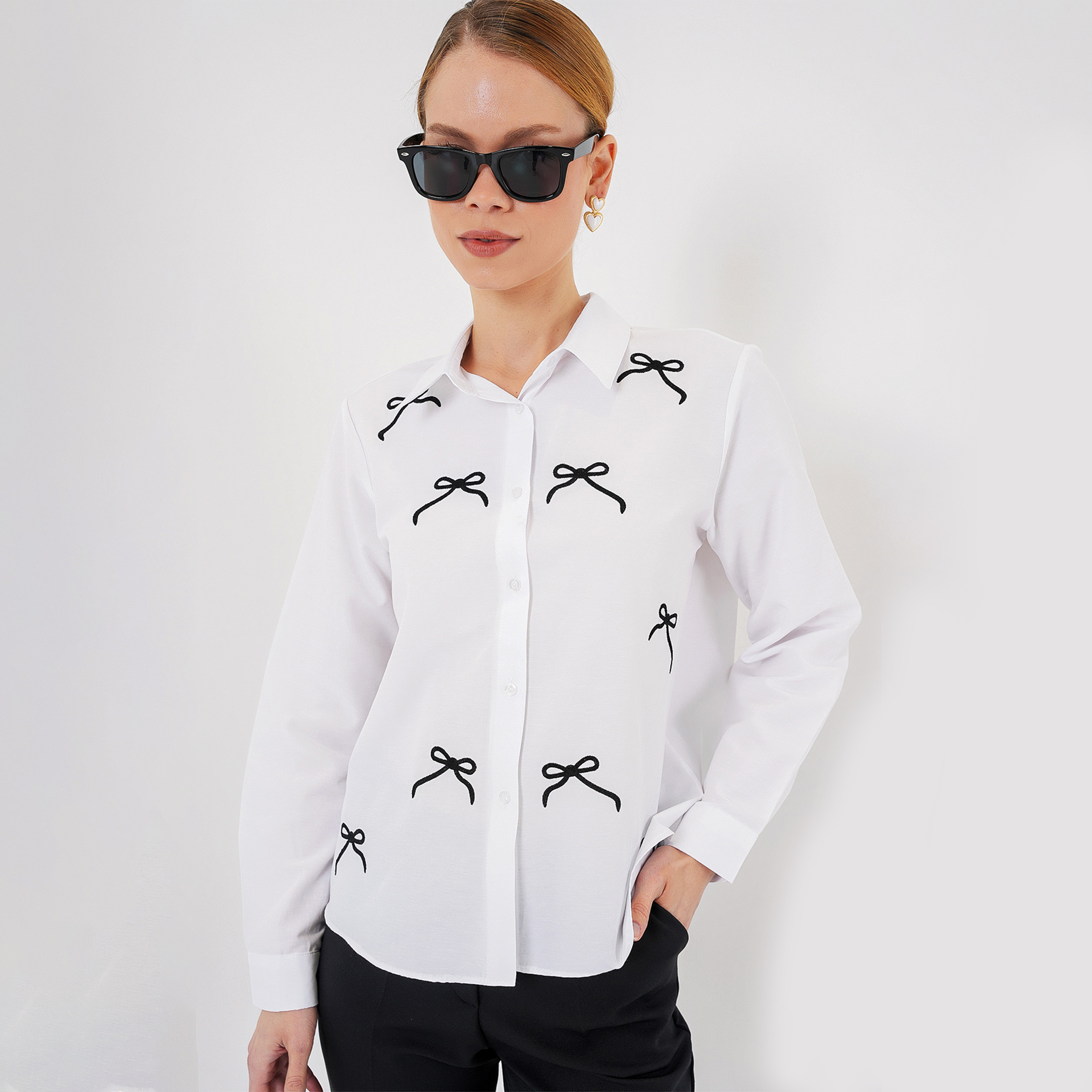 قميص نسائي باللون الأبيض بياقة وتطريز فيونكة من بيجدارت-women-clothing-shirtsandblouses-shirts-image-1