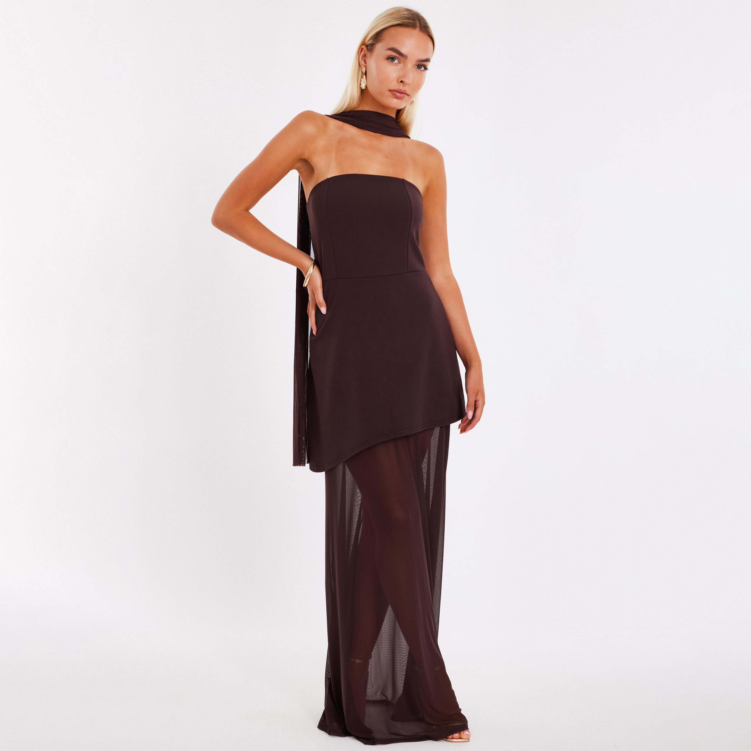 فستان نسائي "باندو" بدون حمالات قماش سكوبا كريب مع تنورة ووشاح - بني من كويز-women-clothing-dresses-image-1