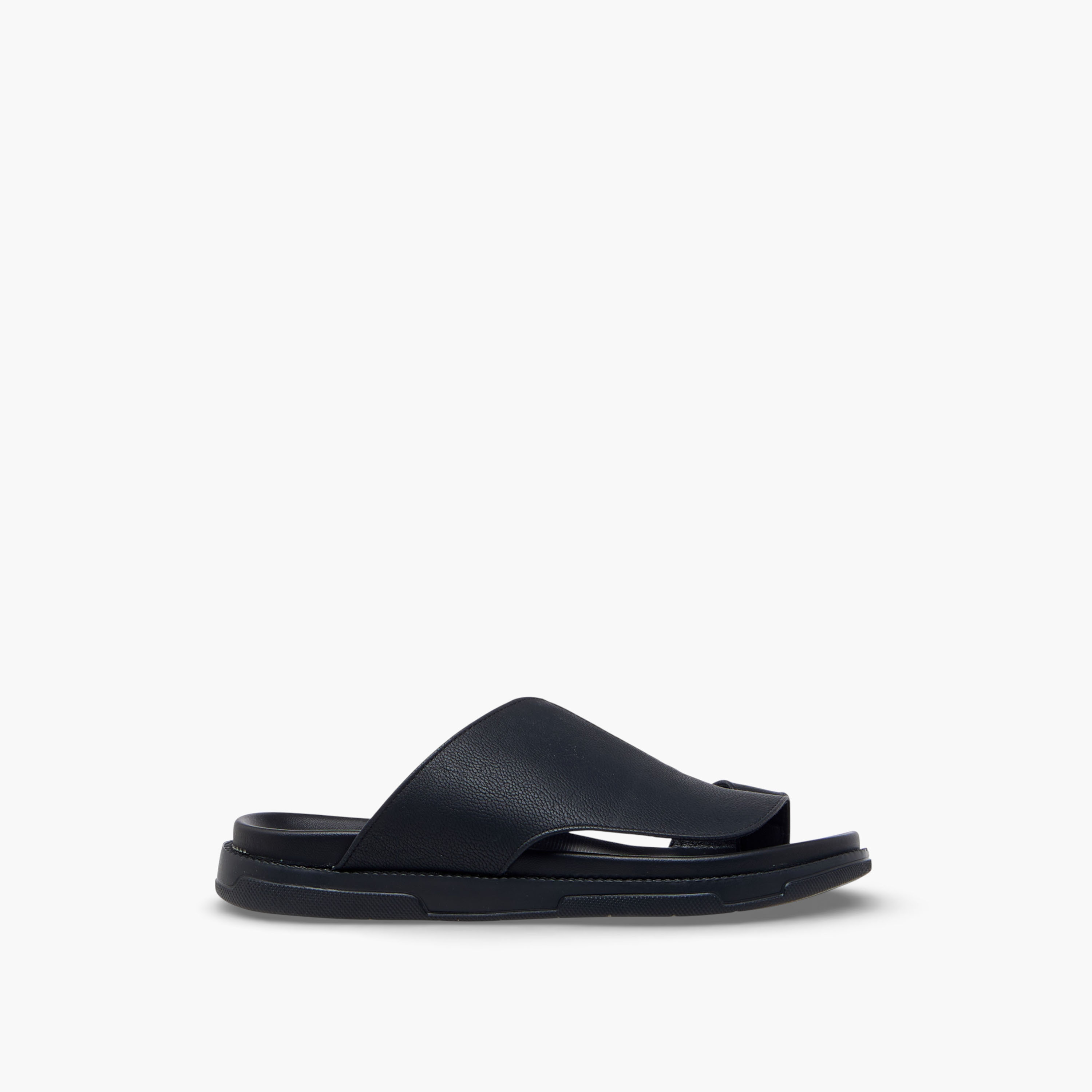 صندل عربي سهل الارتداء للرجال من الواحة-men-shoes-sandals-image-3