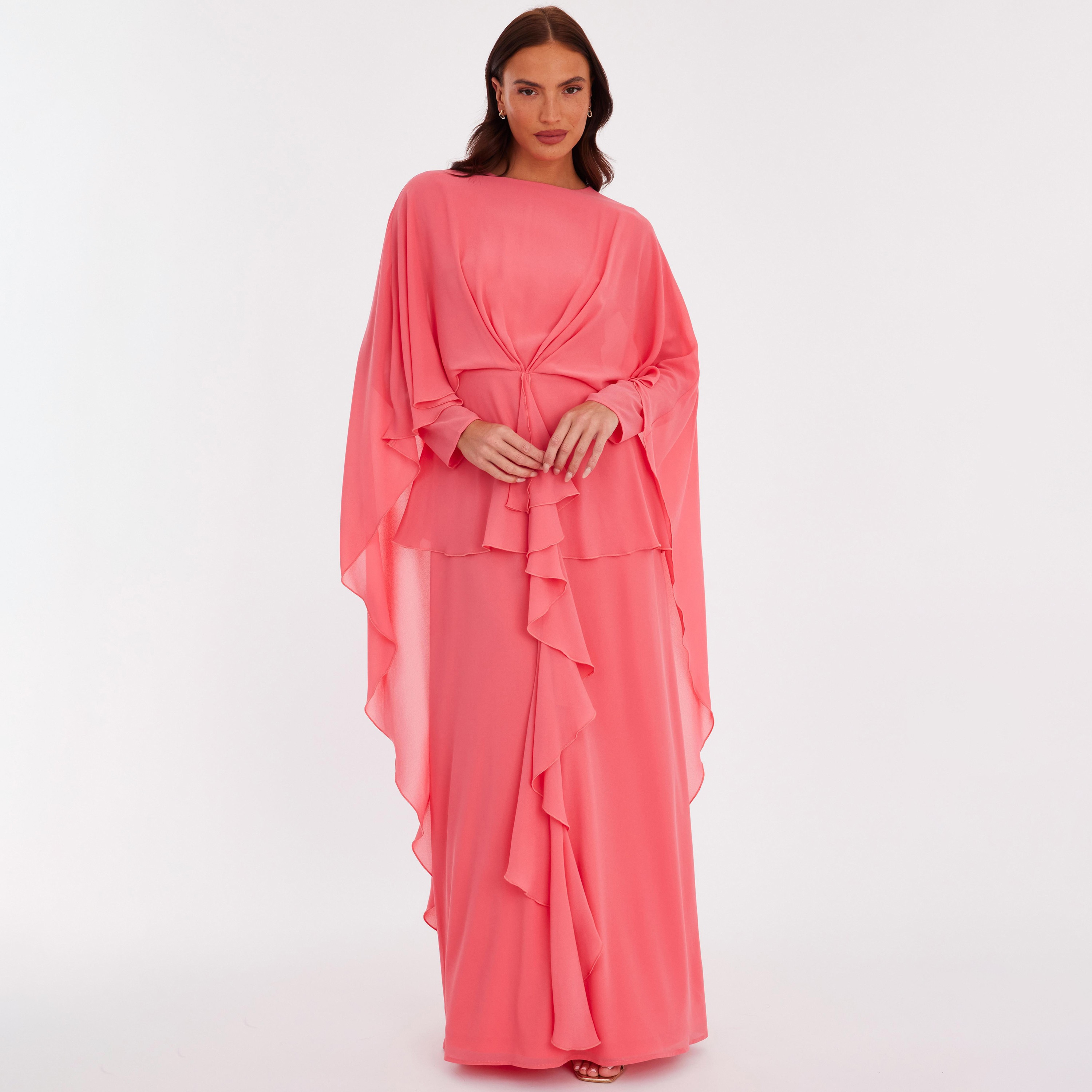 فستان نسائي بطبقة "كاب" إضافية وتصميم قفطان مع كشكش شيفون من كويز-women-clothing-dresses-image-4