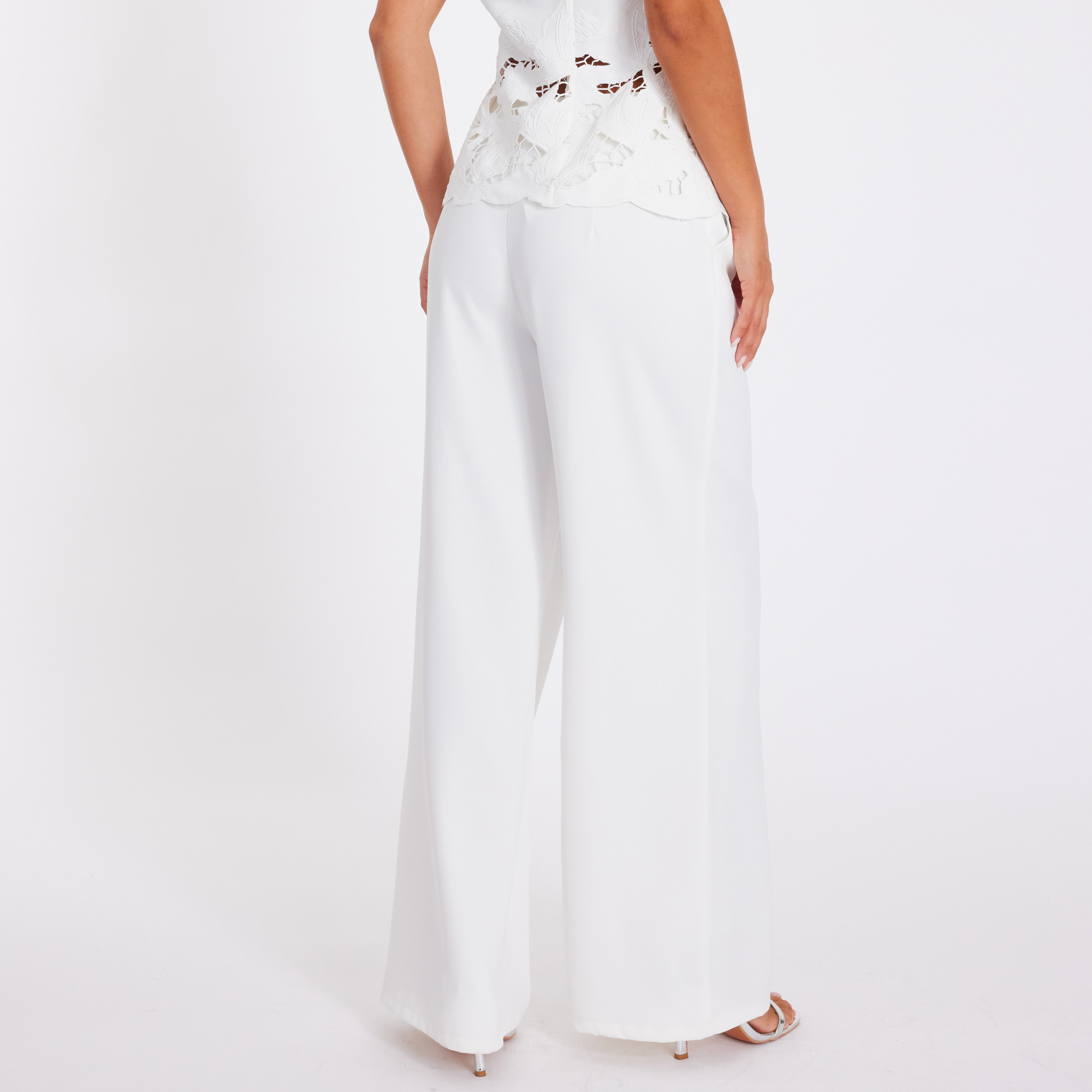 بنطلون نسائي منسوج بأرجل واسعة - أبيض من كويز-women-clothing-bottoms-trousers-image-4