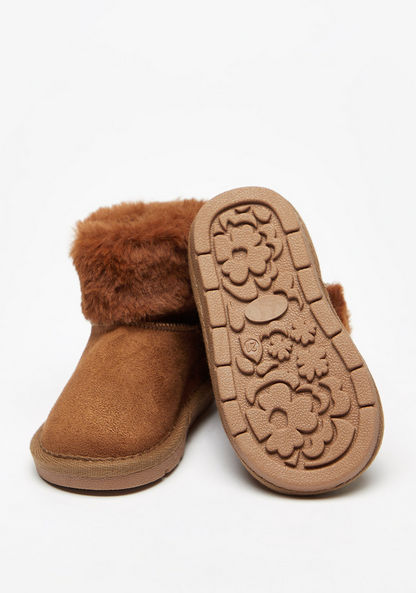 Barefeet Solid Slip-On Fur Boots