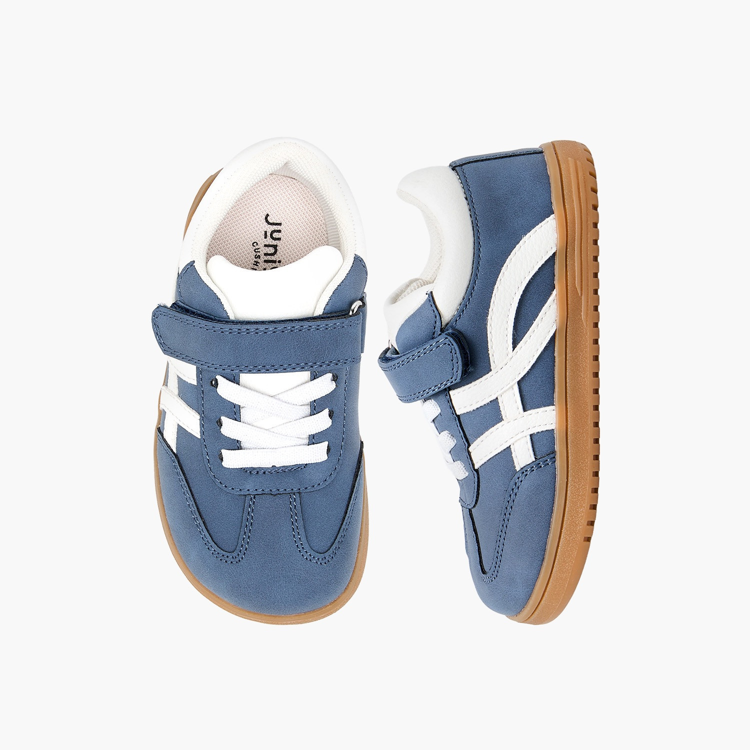 حذاء سنيكرز بشريط إغلاق لاصق للأولاد من جونيورز-boys-shoes-sneakers-image-1