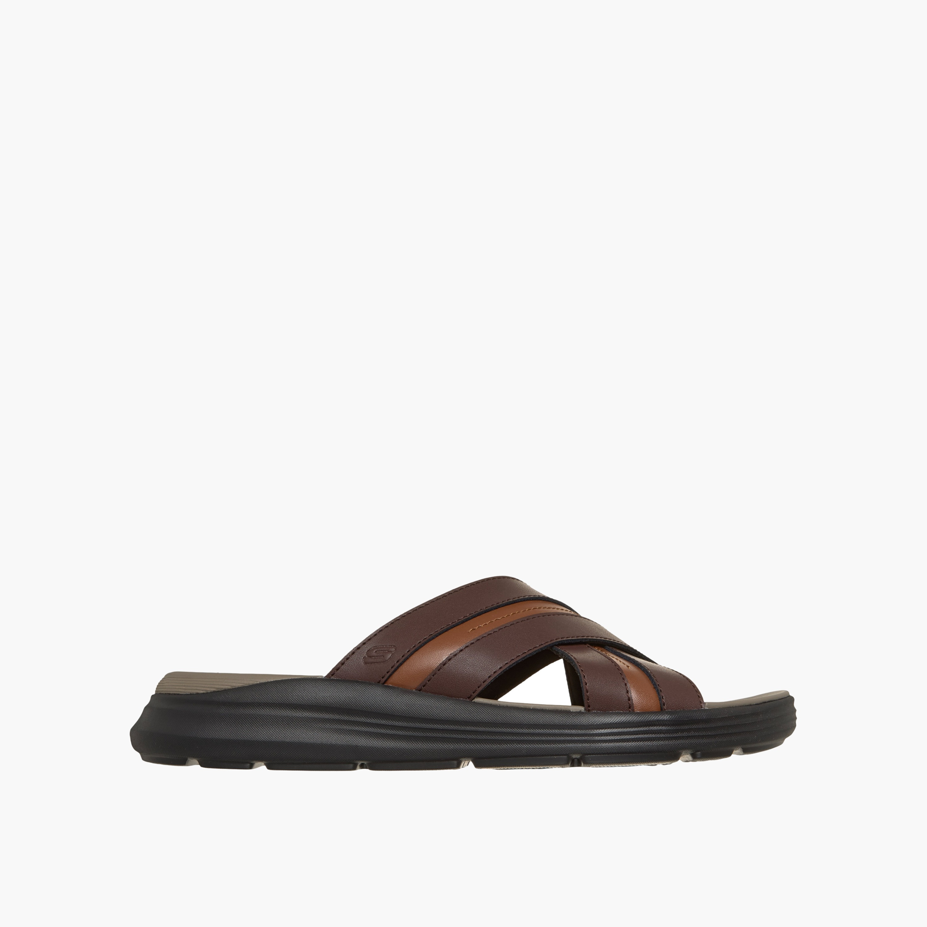 صندل عربي بحزام متقاطع سارغو للرجال من سكيتشيرز-men-shoes-sandals-image-1