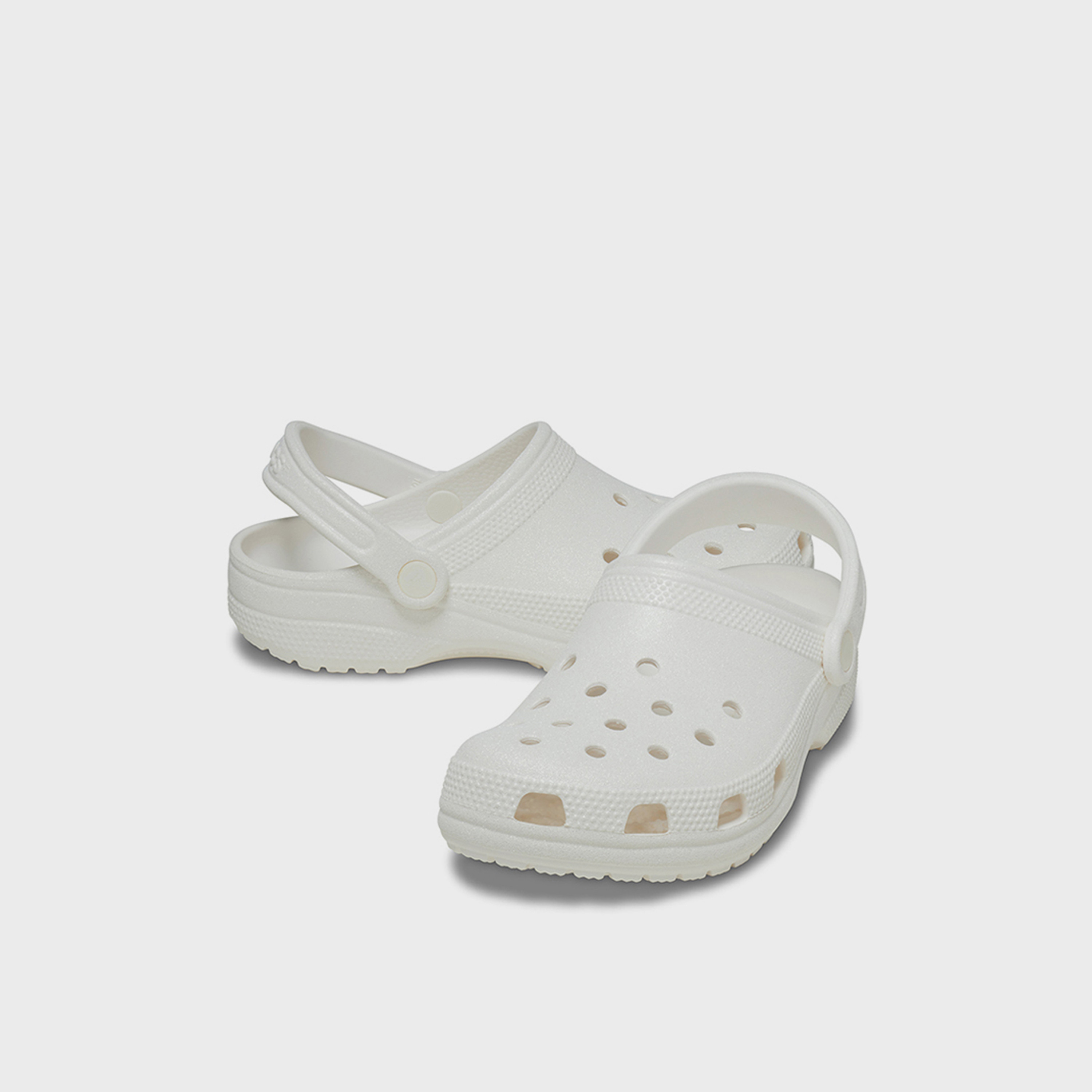 كروكس - حذاء قبقاب كلاسيكي حزام خلفي | 205942-100-men-shoes-flipflopsandslides-image-1