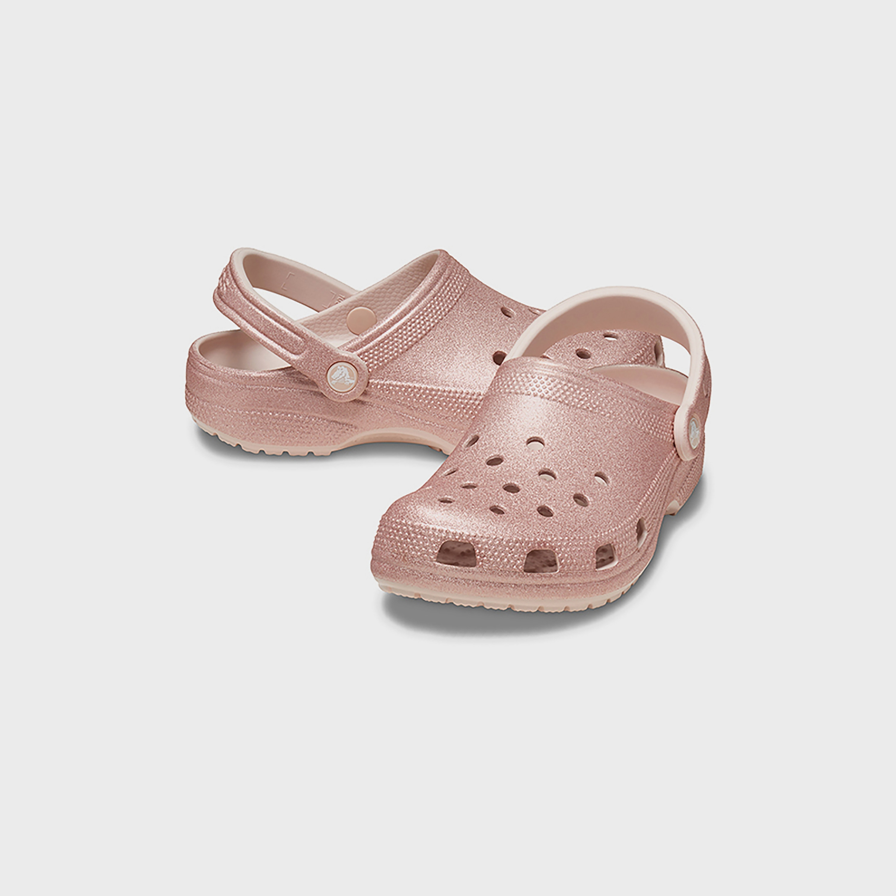  قبقاب من كروكس كلاسيك للجنسين ذو جليتر مع مزين بفتحات-women-shoes-sandals-flats-image-19