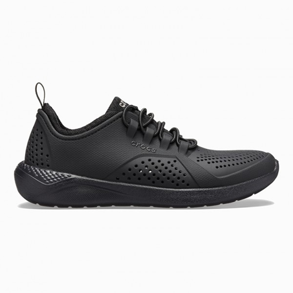 حذاء باسر من كروكس مع ليترايد للأطفال الصغار باللون الأسود و مزين بفتحة-boys-shoes-sneakers-image-3