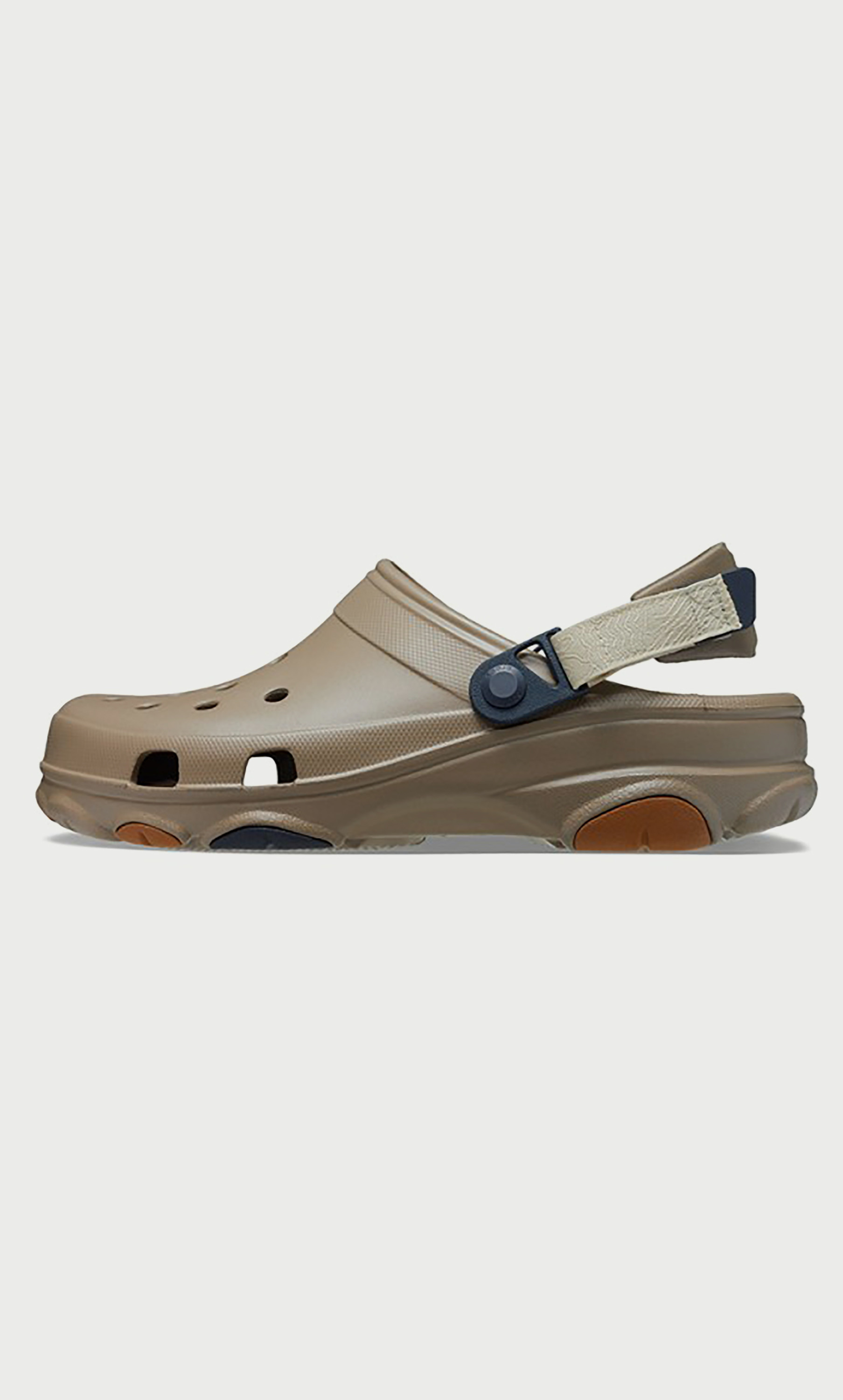 شبشب كروكس للجنسين بتفاصيل مقصوصة لجميع التضاريس مع إغلاق فيلكرو-women-shoes-sandals-flats-image-4