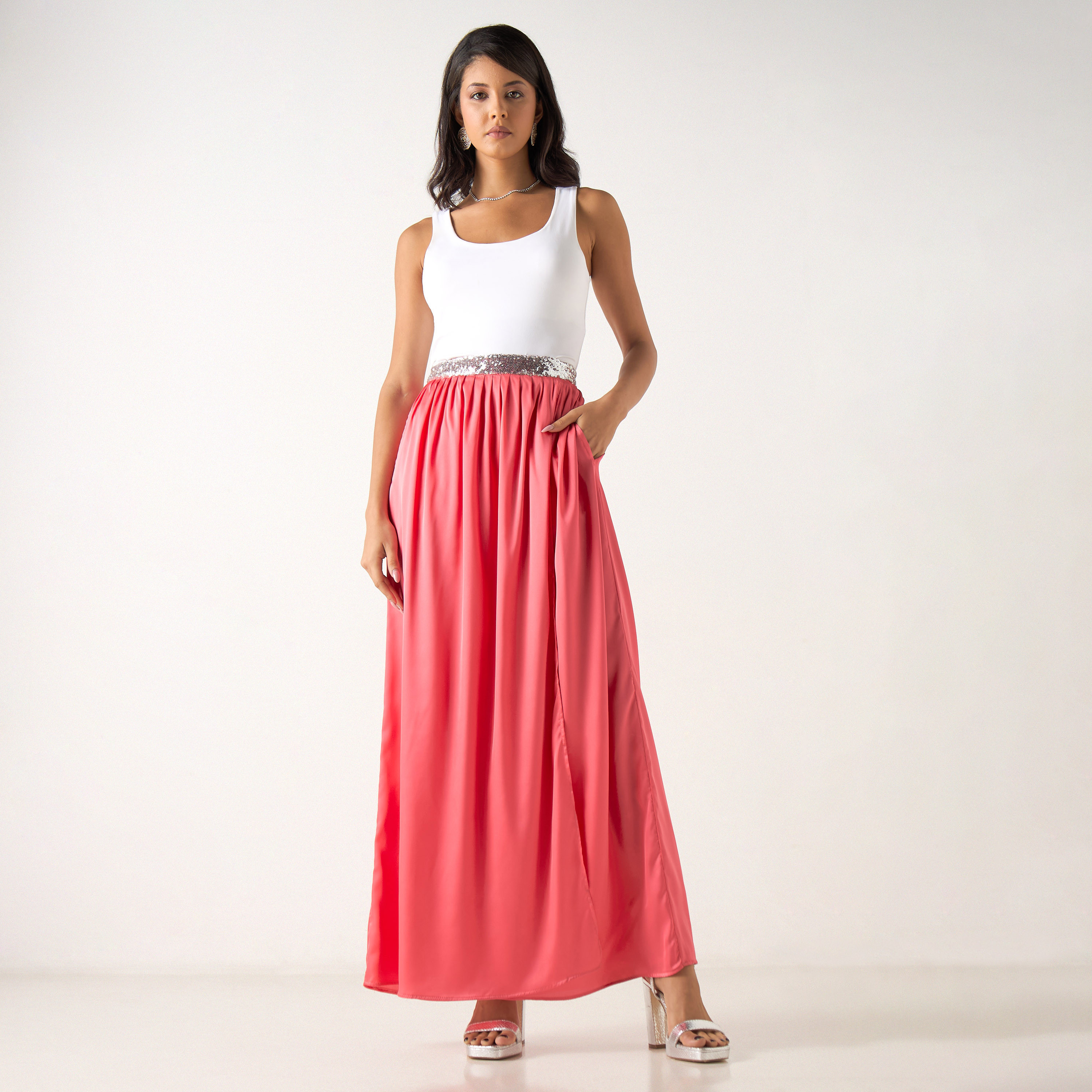 تنورة ماكسي سادة بترتر وطيات من جولدن آبل-women-clothing-skirts-image-2
