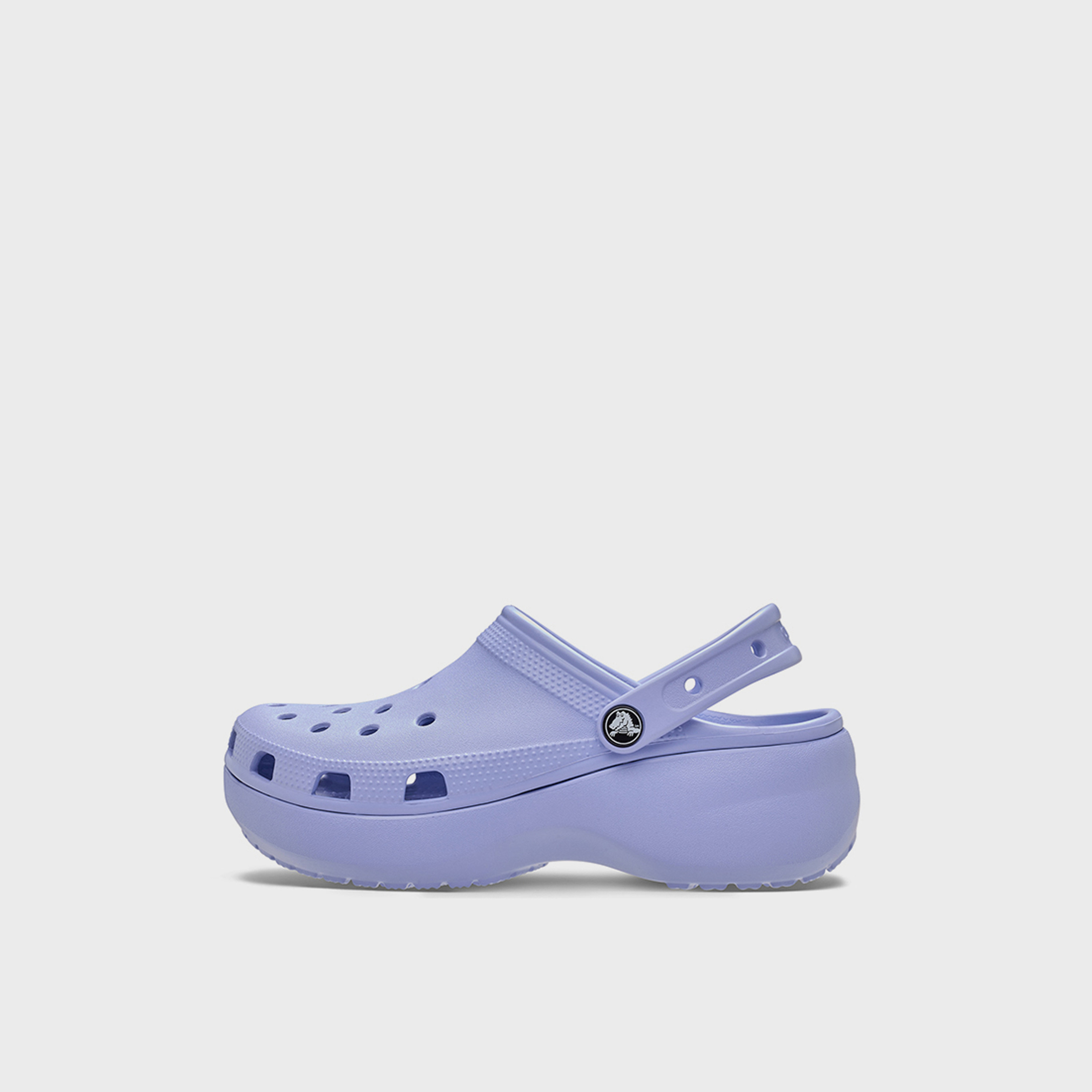 كروكس - حذاء نسائي كلاسيكي سهل الارتداء نعل سميك | 206750-453-women-shoes-flipflopsandslides-image-4