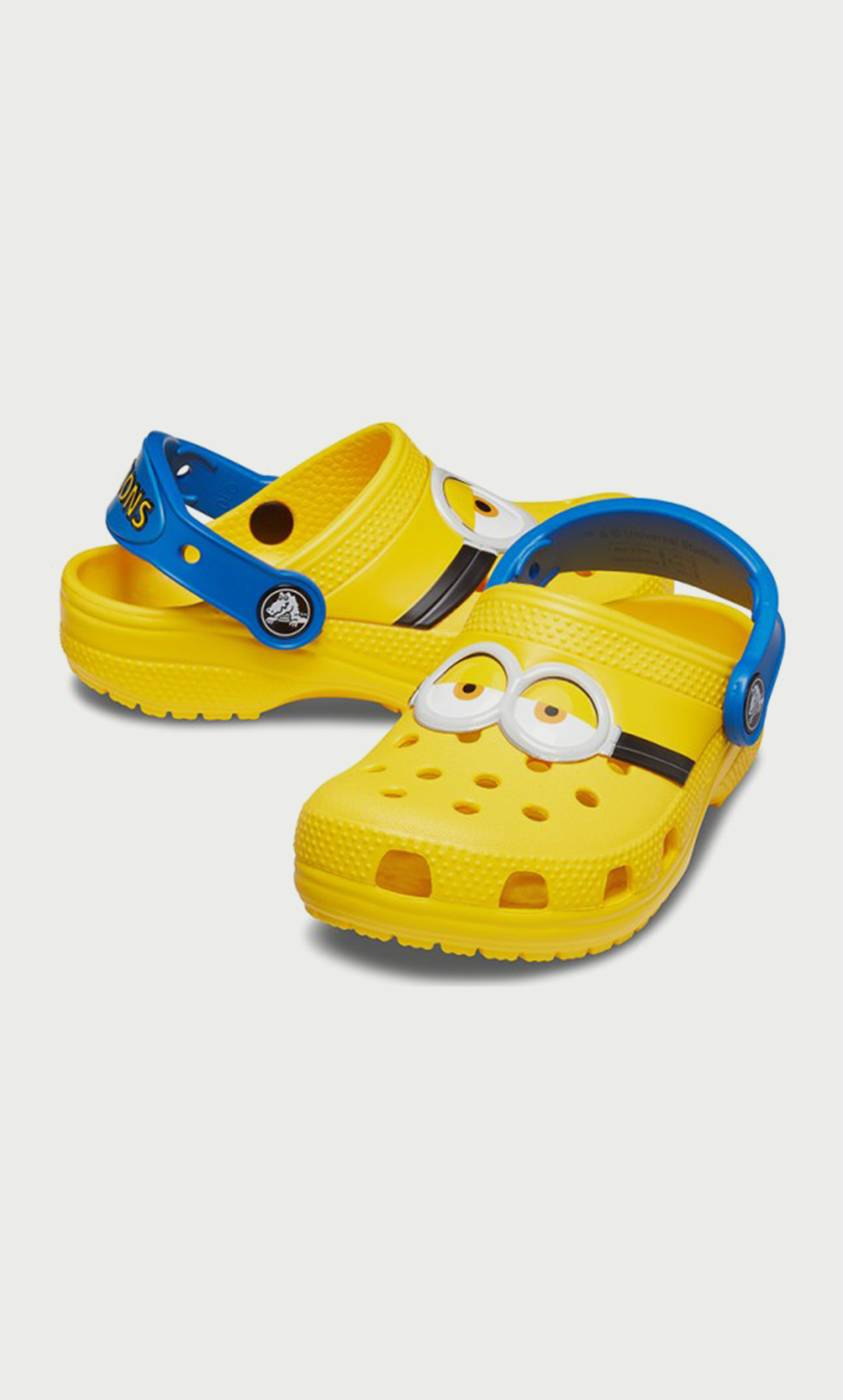 206810-730 قباقيب كروكس للأطفال بحمالة خلفية بتفاصيل مقصوصة-baby-boys-shoes-sandals-image-1