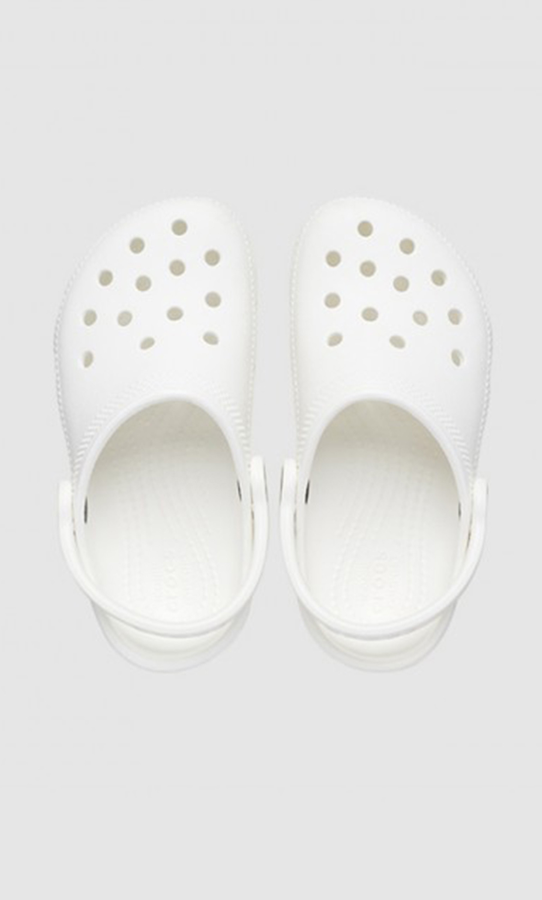 206990-100 قباقيب كروكس للأطفال بحمالة خلفية بتفاصيل مقصوصة-baby-boys-shoes-sandals-image-4