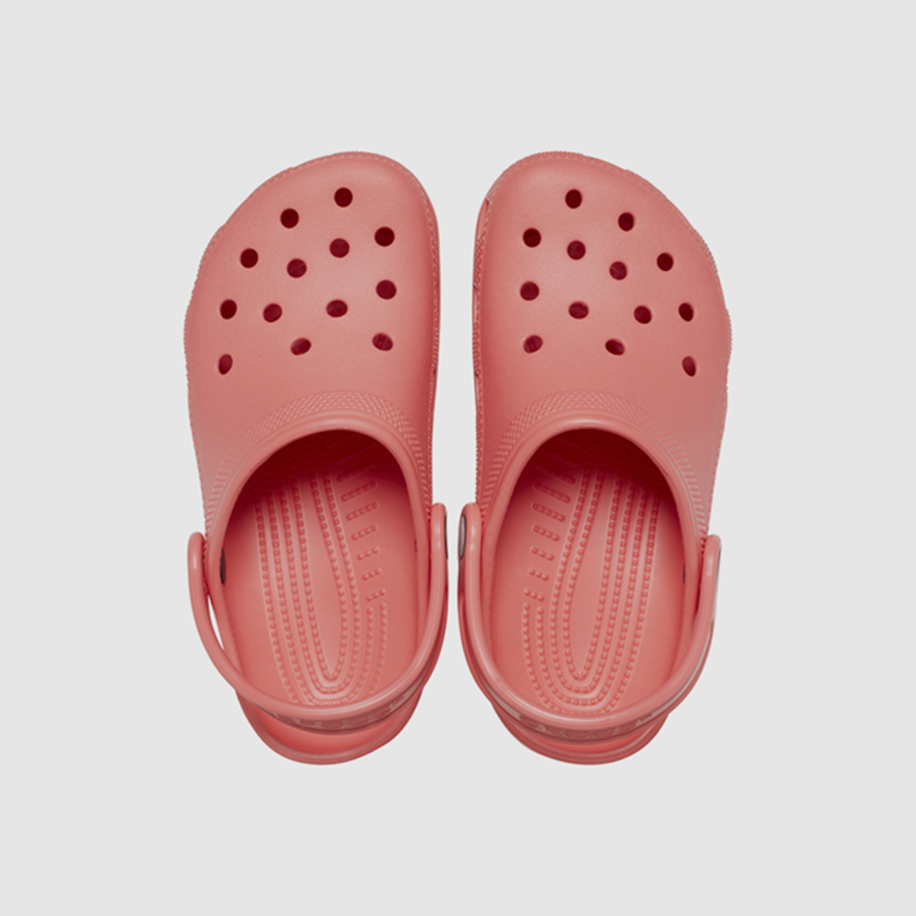 قباقيب بفتحة كلاسيكية للأطفال من كروكس-girls-shoes-sandals-image-30