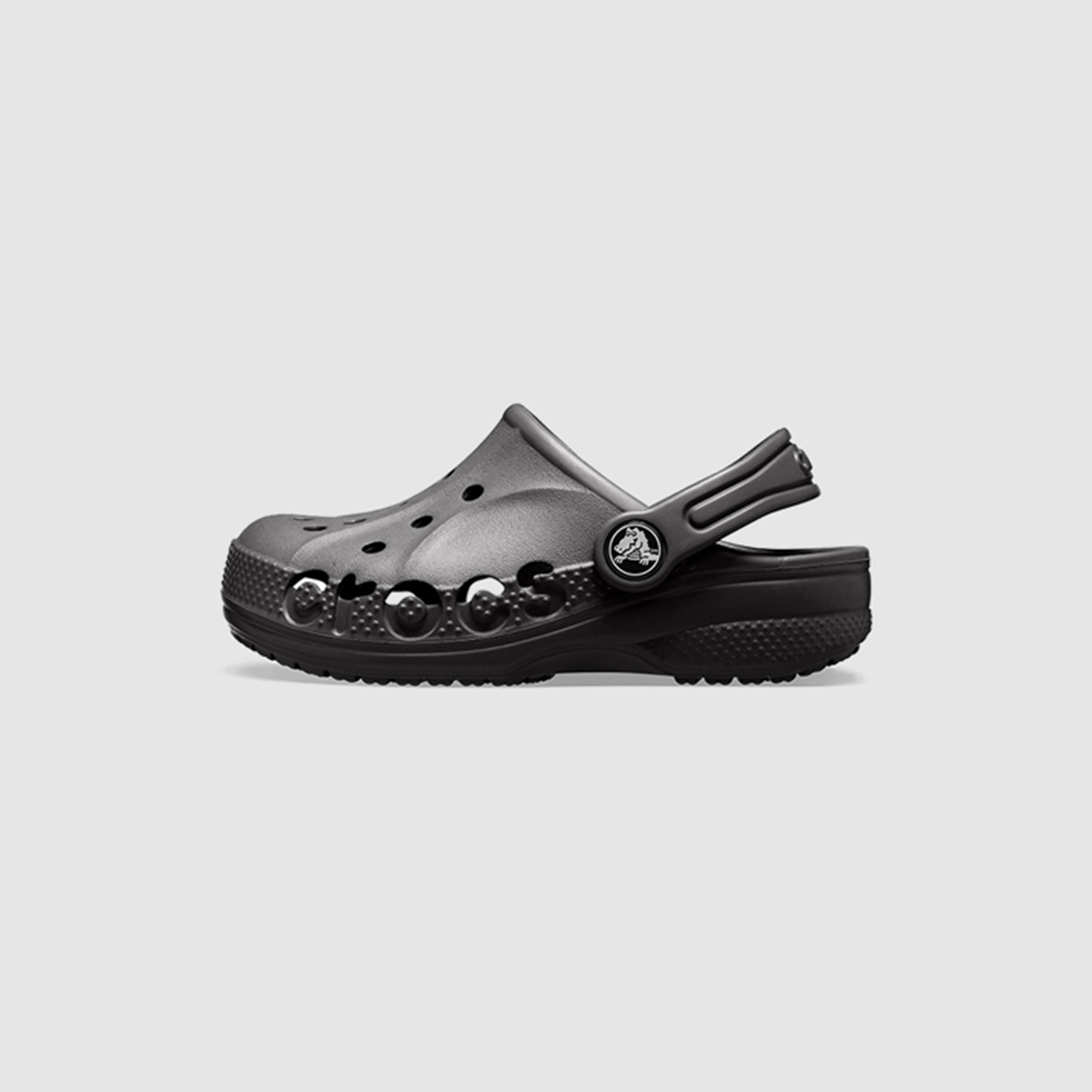 قباقيب بايا من كروكس للأطفال الصغار ذو تفاصيل مقصوصة مع حزام خلفي -girls-shoes-sandals-image-10